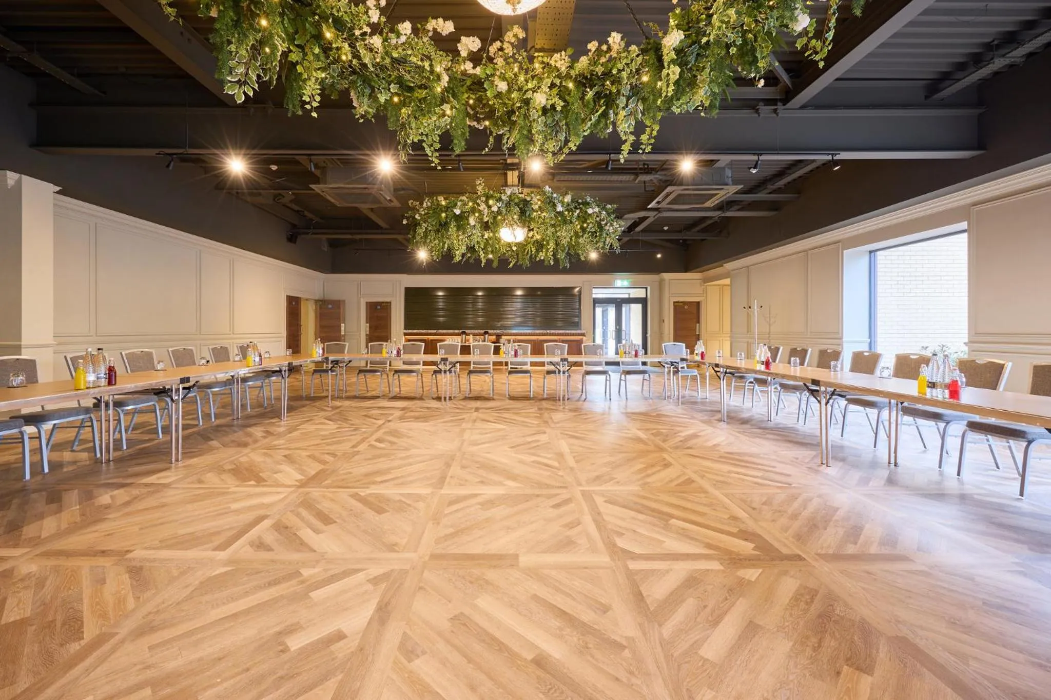 Meeting/conference room in Holiday Inn Newcastle Gosforth Park by IHG