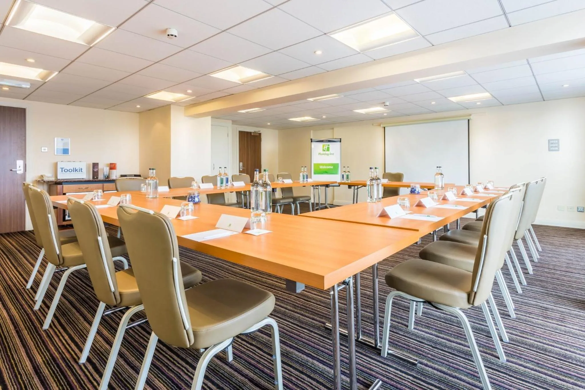 Meeting/conference room in Holiday Inn Newcastle Gosforth Park by IHG