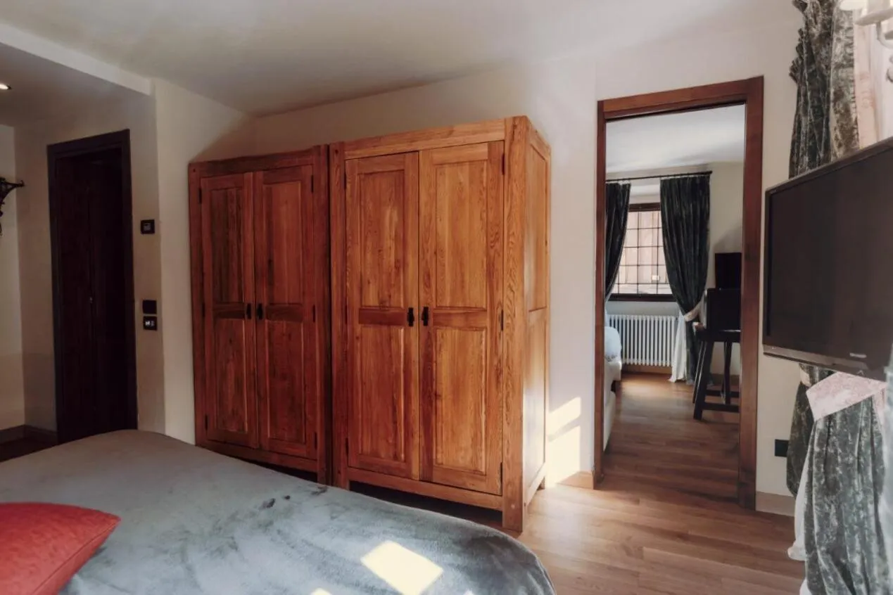 Bedroom, Bed in Locanda La Brenva - Estella Hotel Collection & Experience