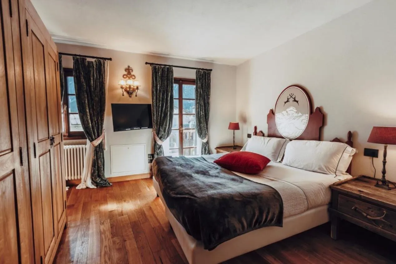 Bedroom, Bed in Locanda La Brenva - Estella Hotel Collection & Experience