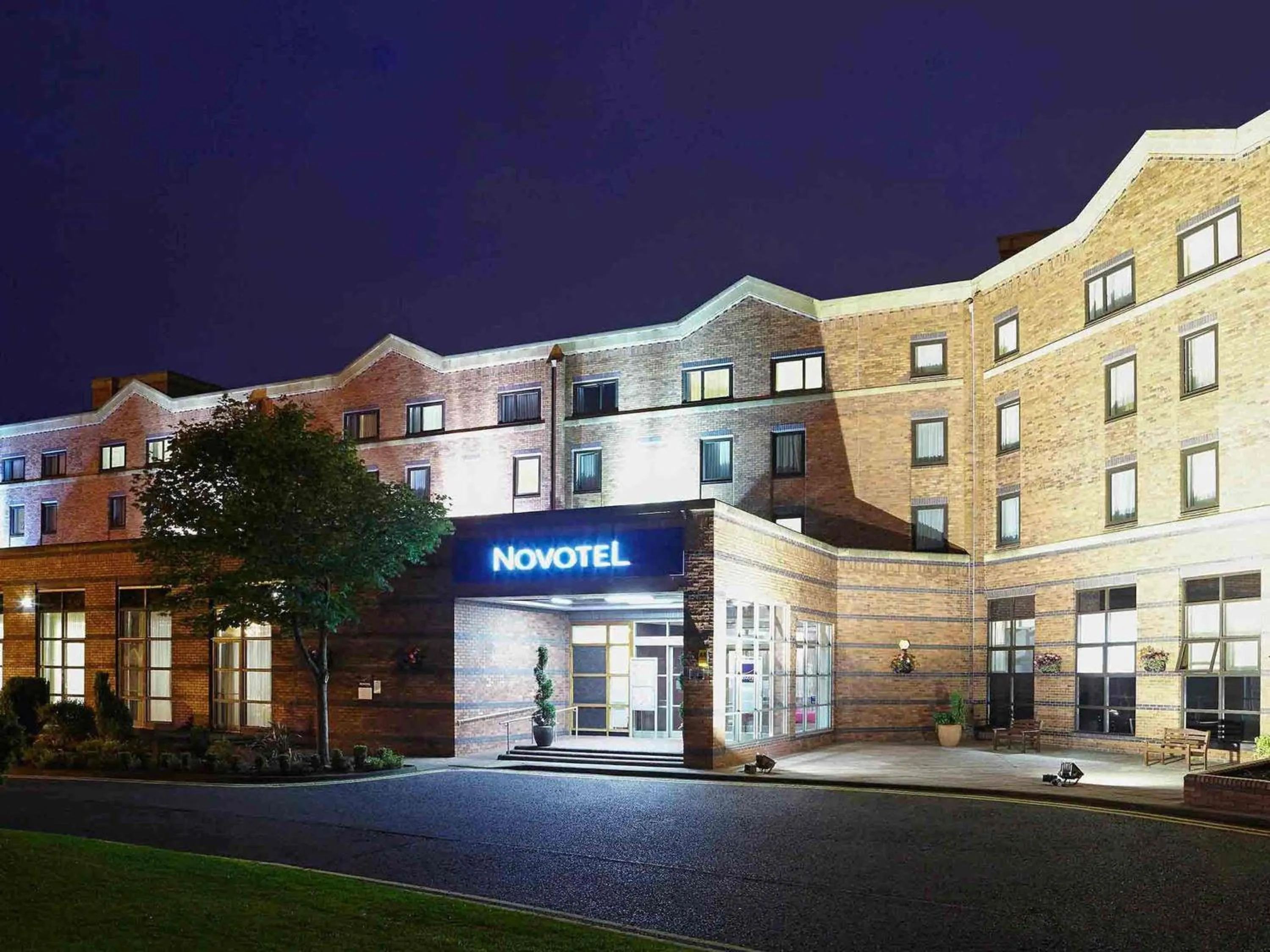 Property building in Novotel Newcastle Airport