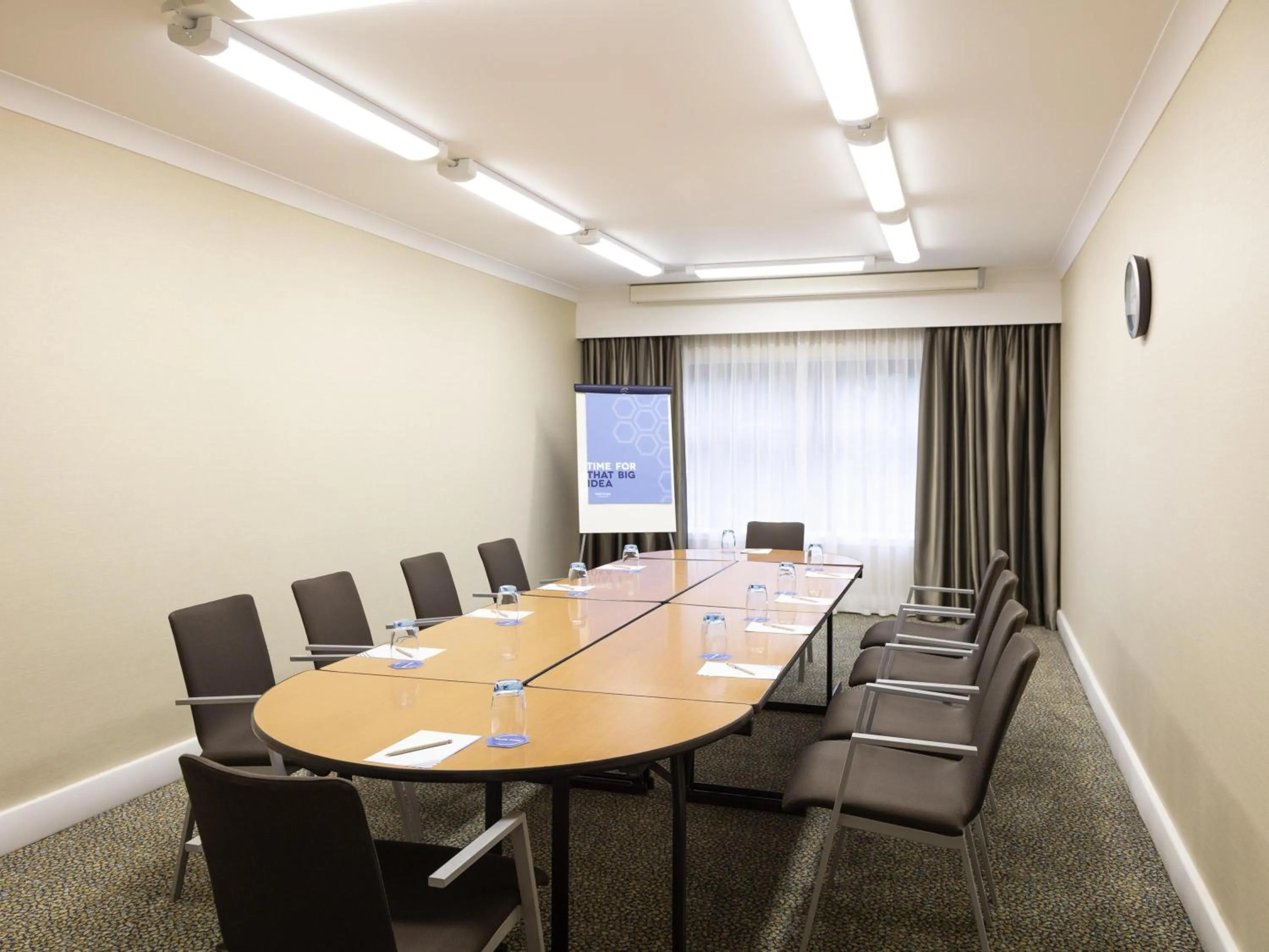 Meeting/conference room in Novotel Newcastle Airport