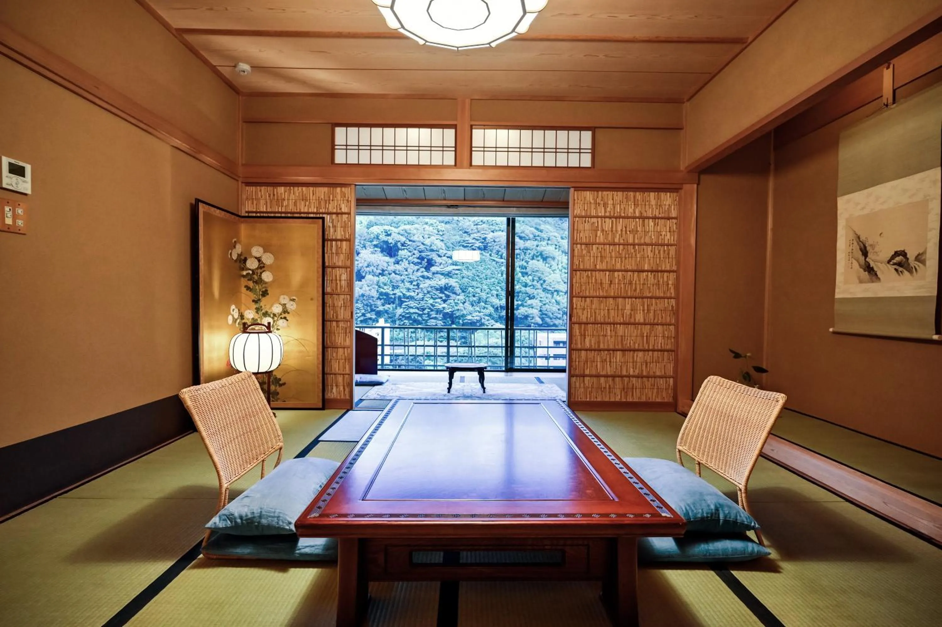 Living room in Fukiya Ryokan