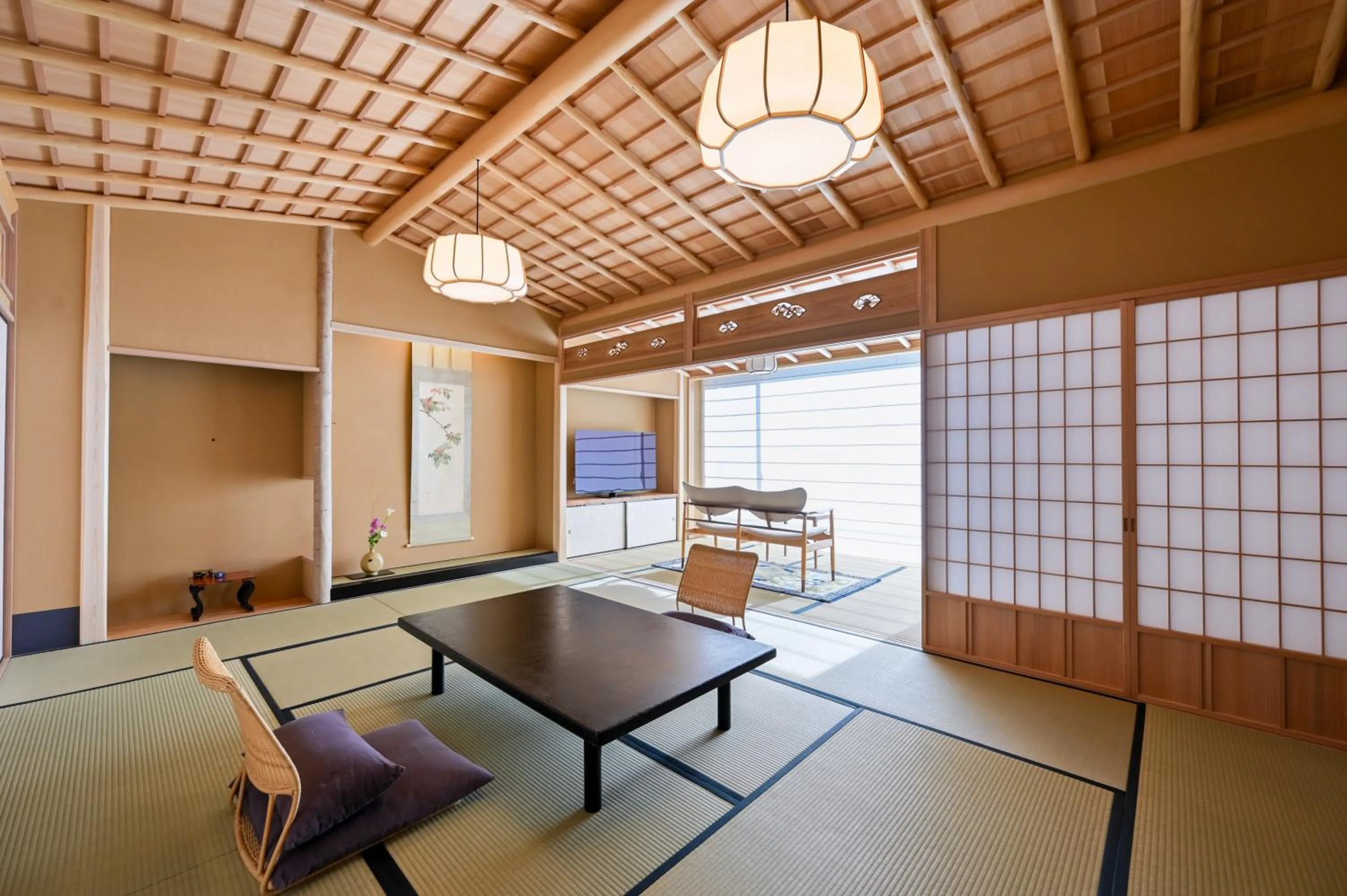 Living room in Fukiya Ryokan