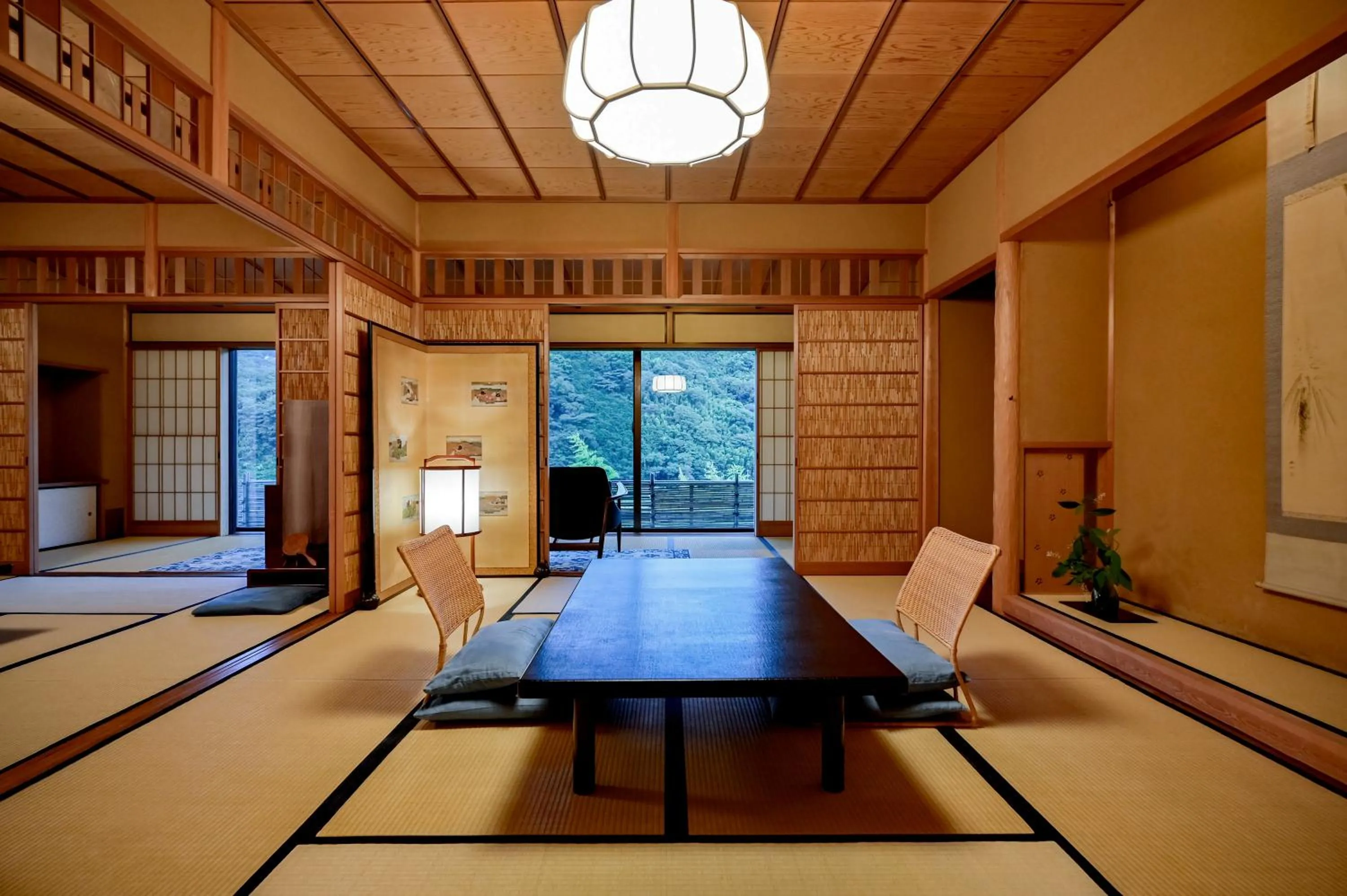 Living room in Fukiya Ryokan