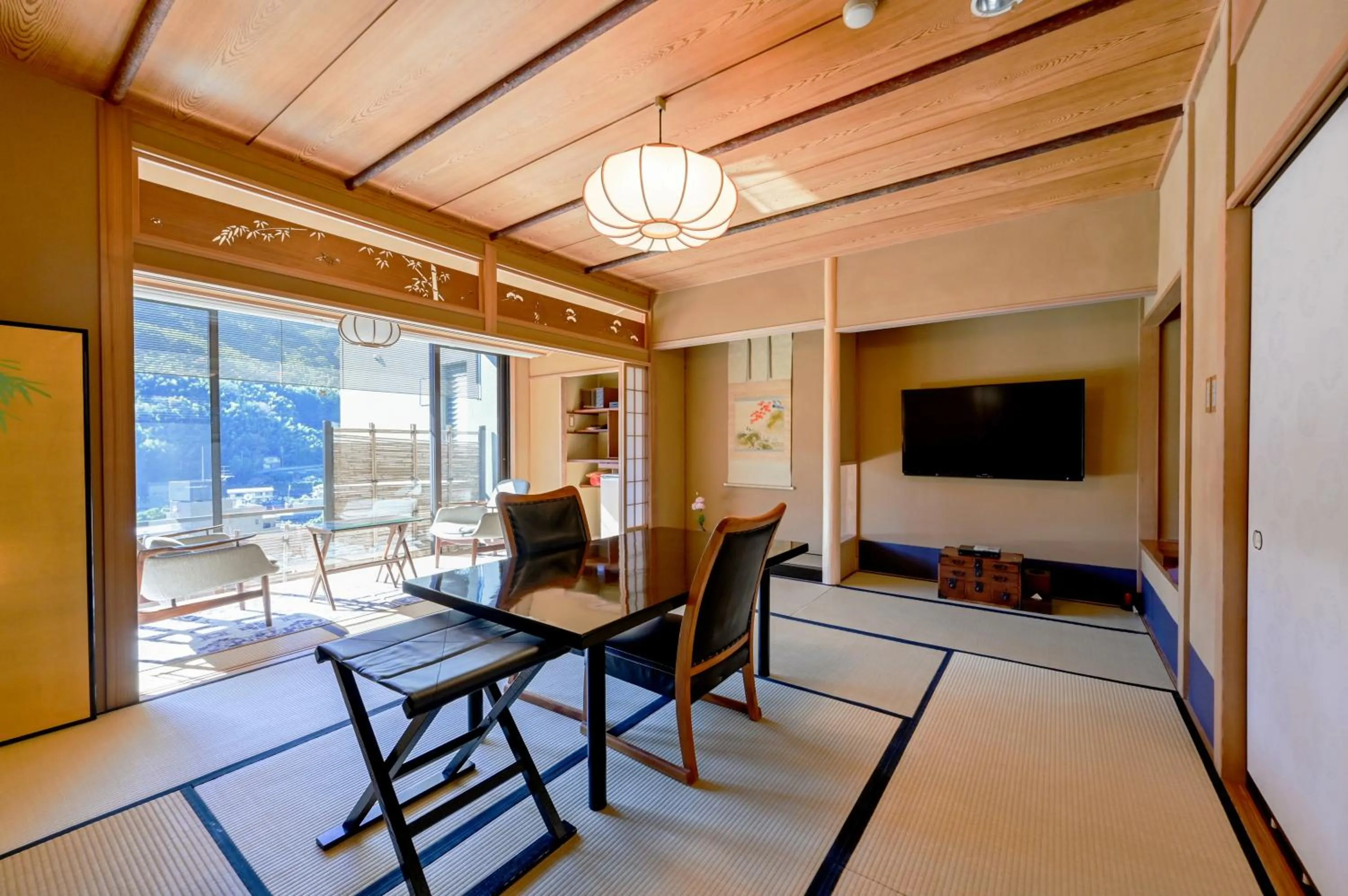 Living room in Fukiya Ryokan
