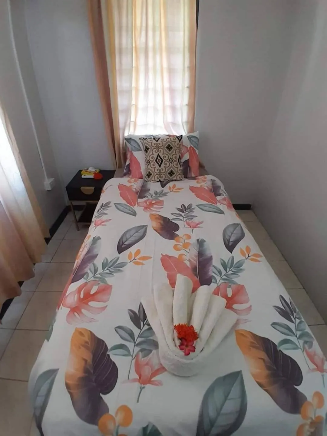 Bed in The Ideal Bed & Breakfast