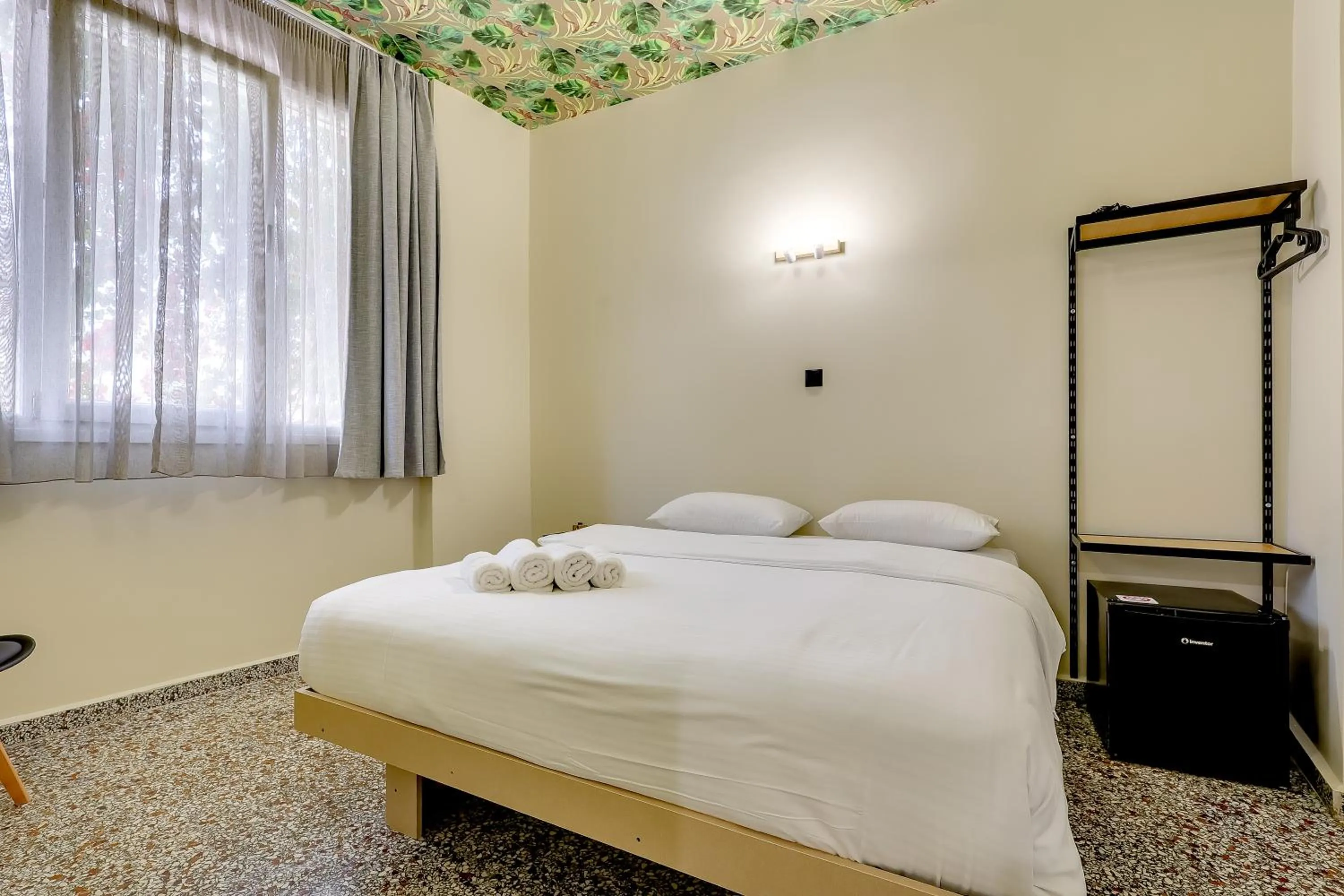 Photo of the whole room, Bed in 7ATHENS