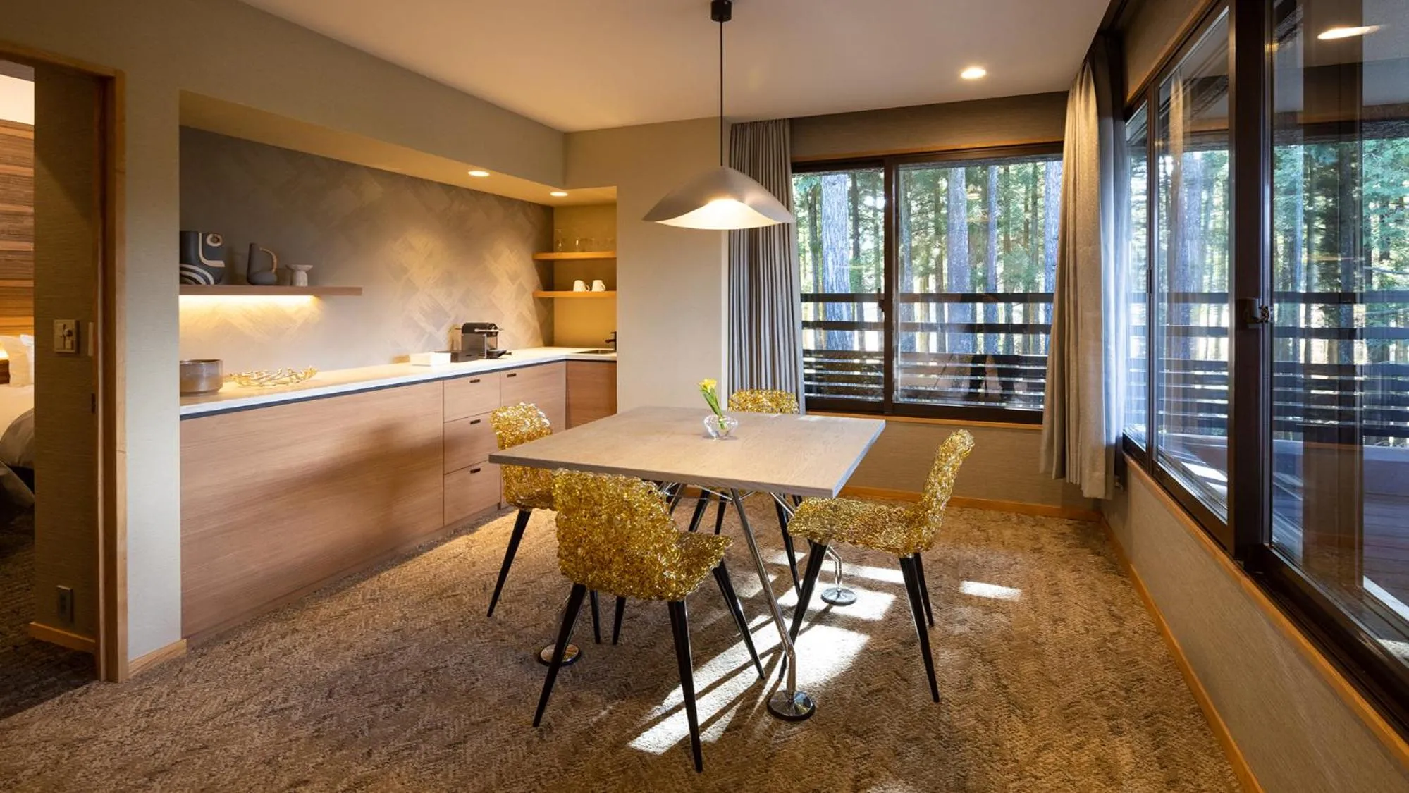 Photo of the whole room in Sengokubara COCON