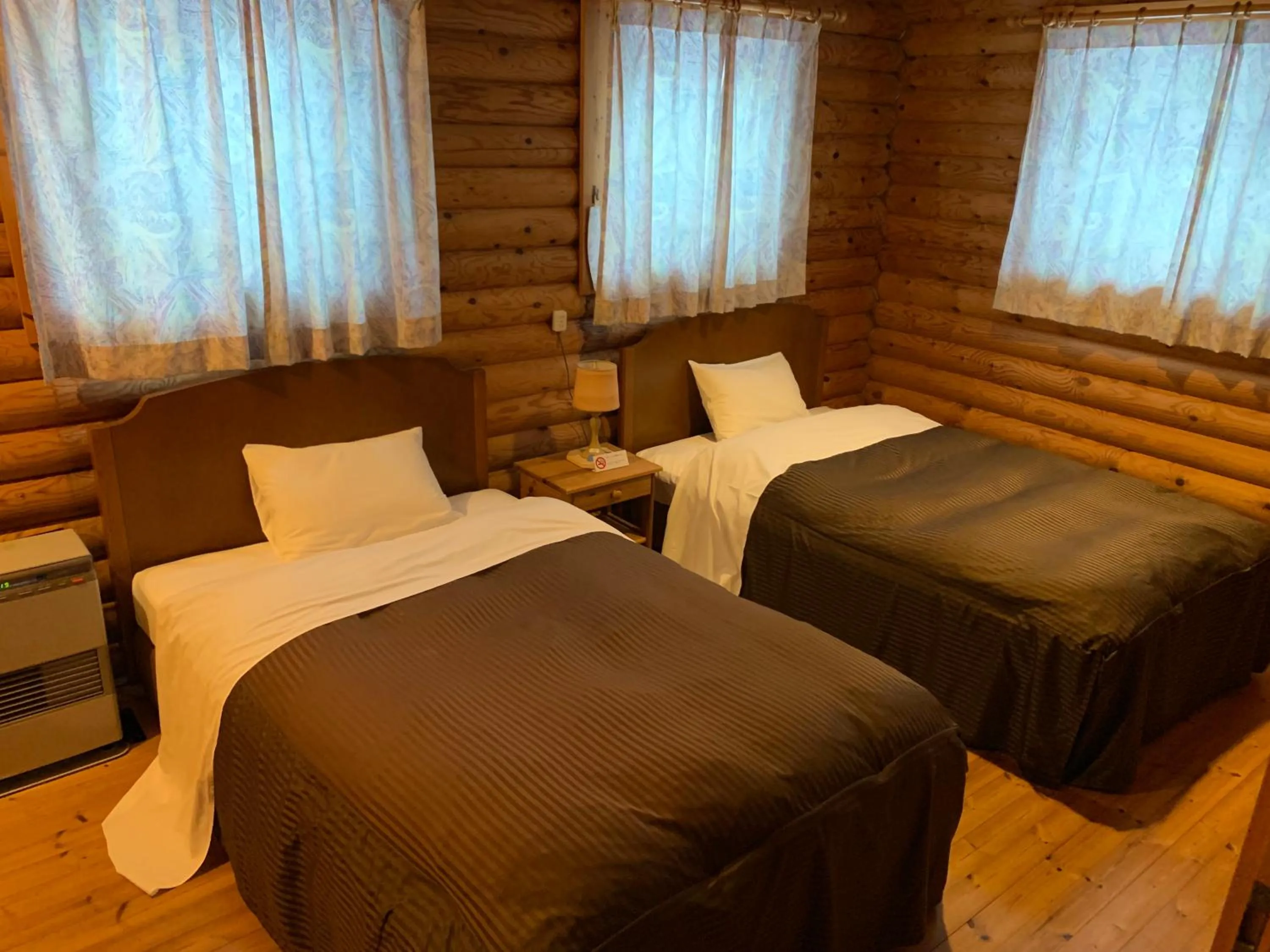 Bed in Awone Shirakami Juniko