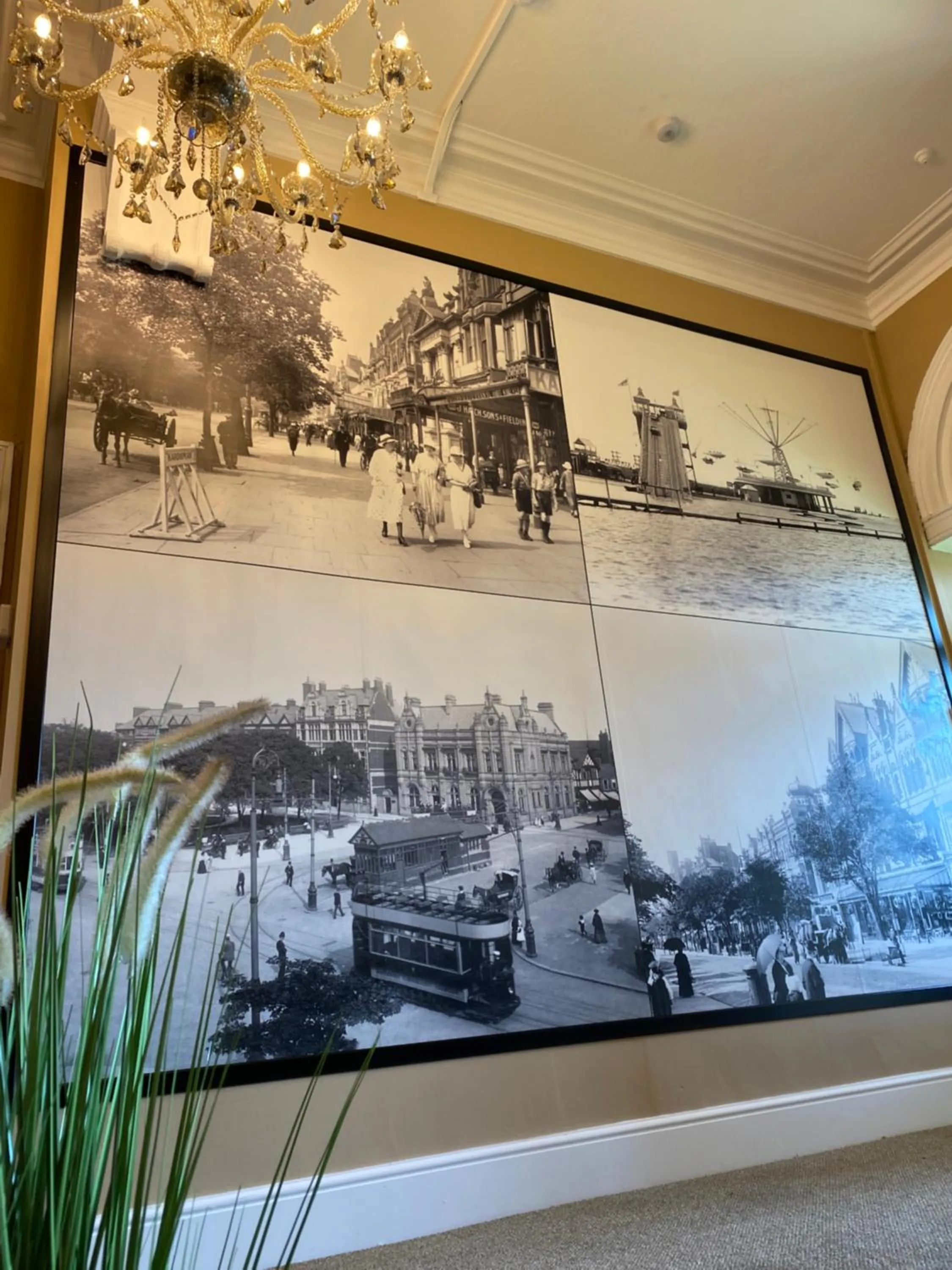 Facade/entrance in The New Talbot Hotel