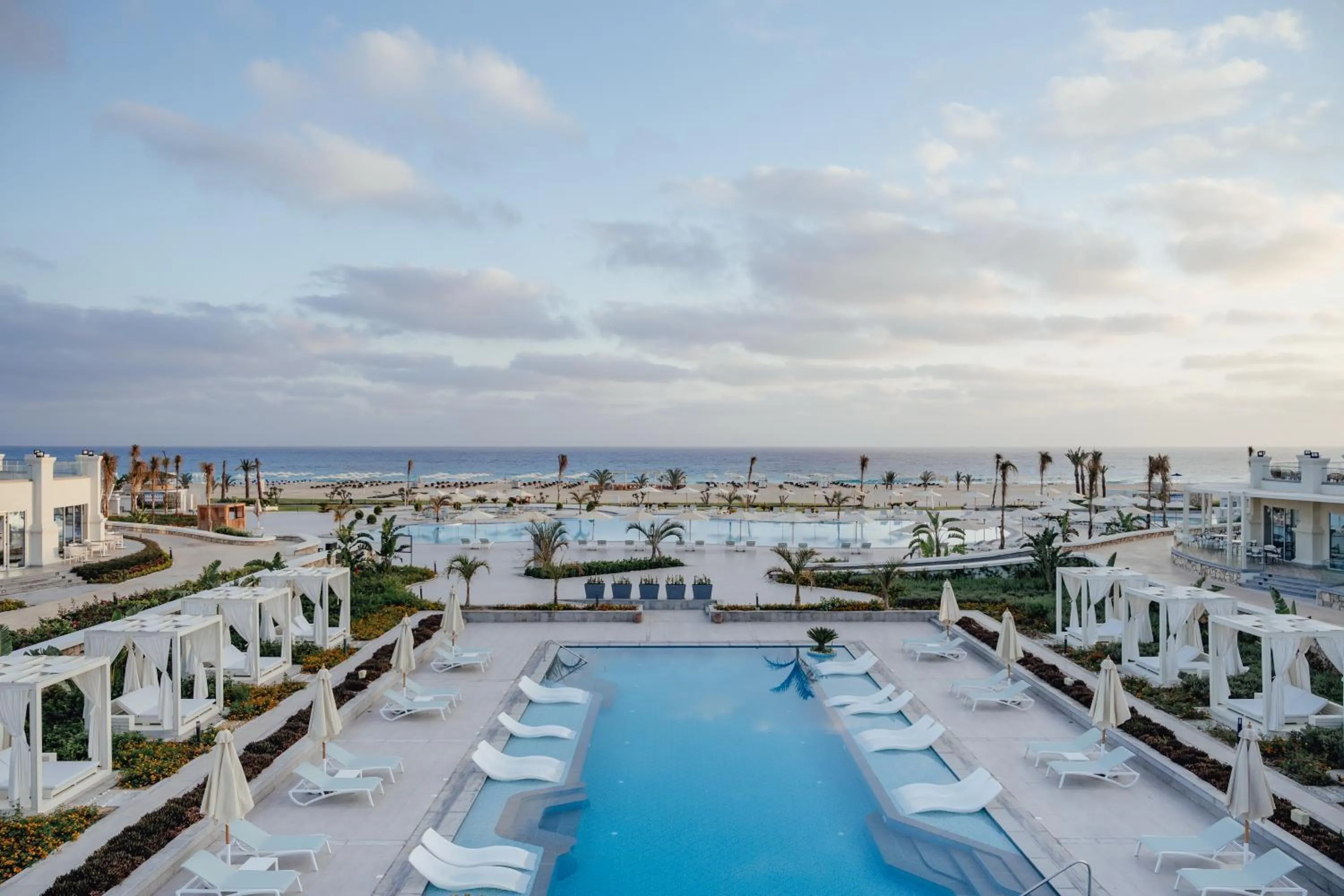 Property building in Cleopatra Sidi Heneish