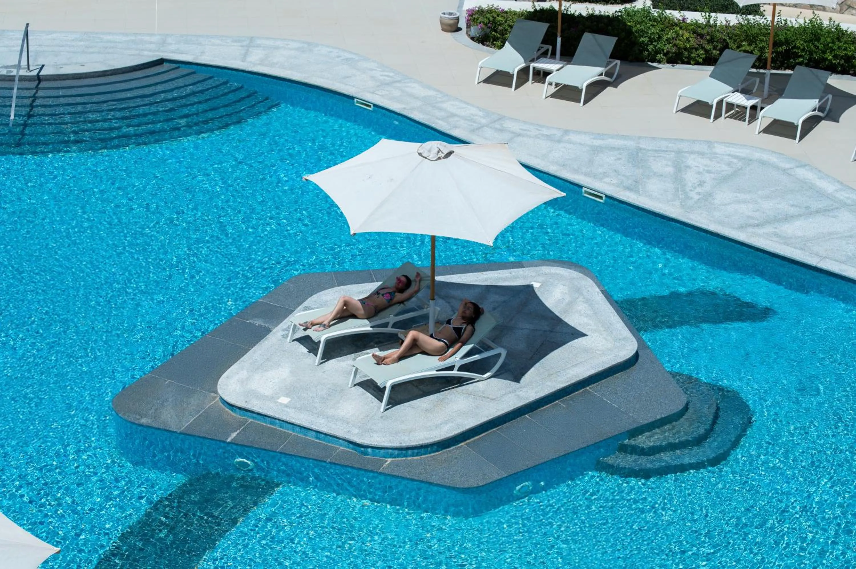 Swimming pool in Cleopatra Sidi Heneish