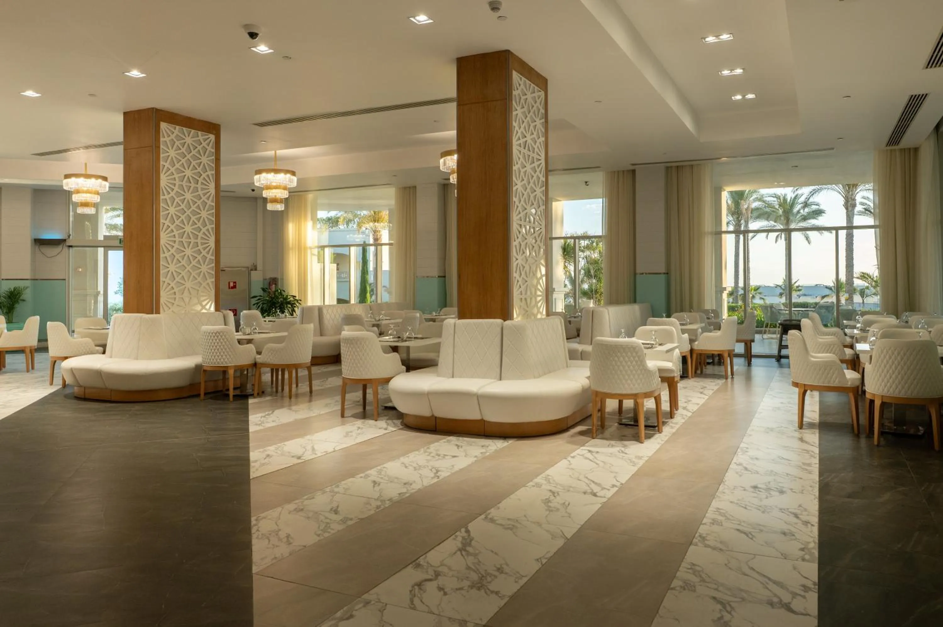 Restaurant/places to eat in Cleopatra Sidi Heneish