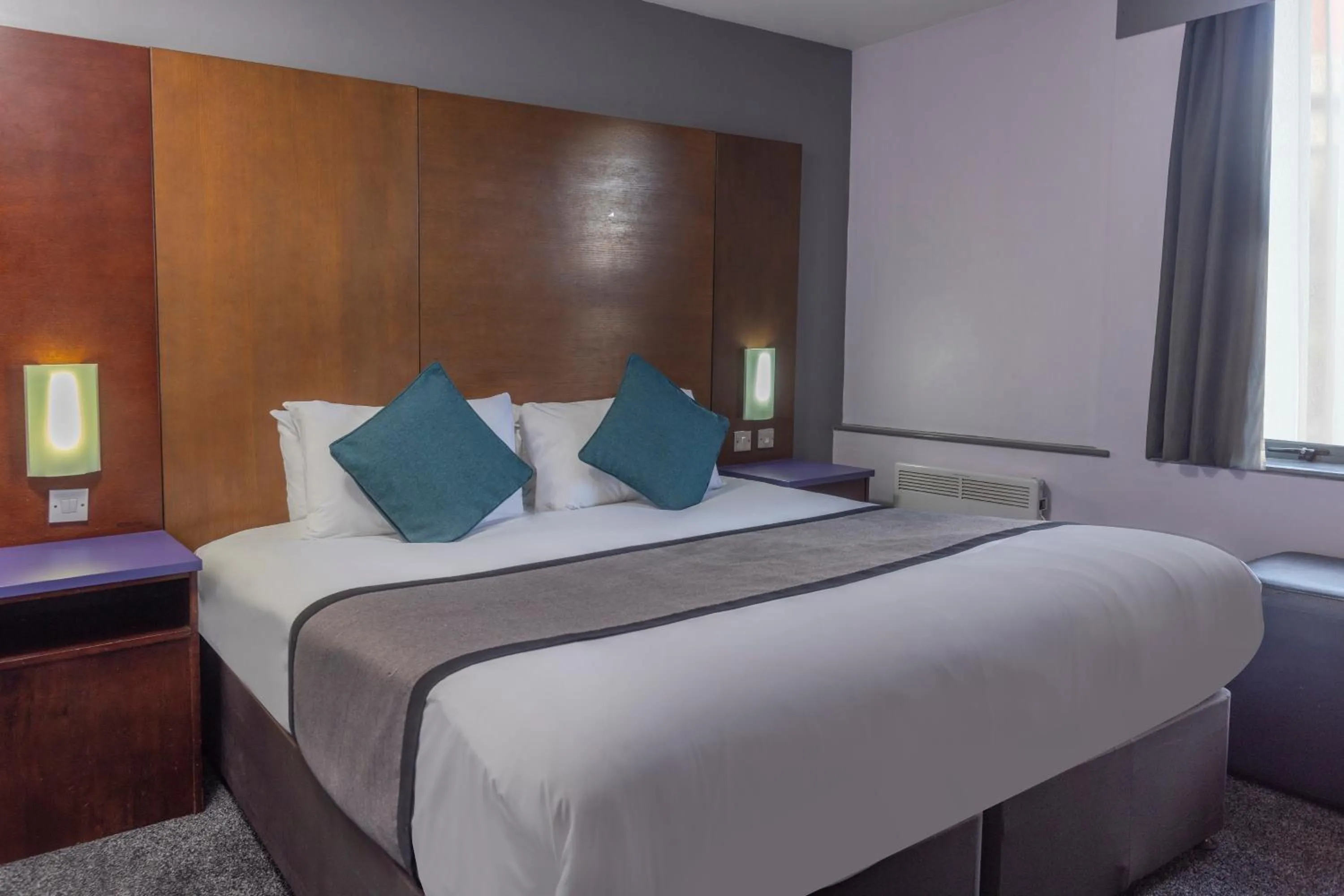 Bed in Best Western Sheffield City Hotel