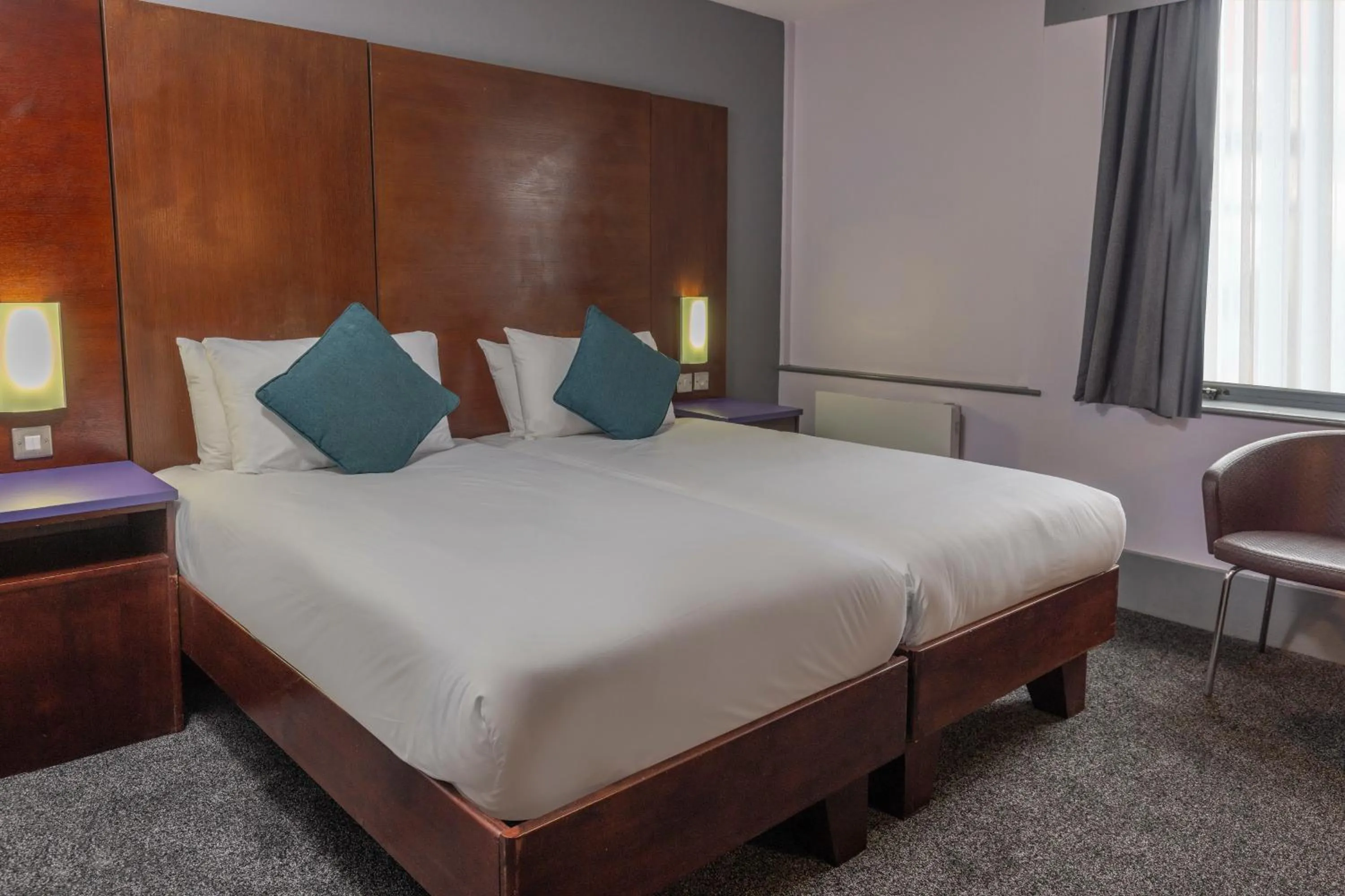 Bed in Best Western Sheffield City Hotel