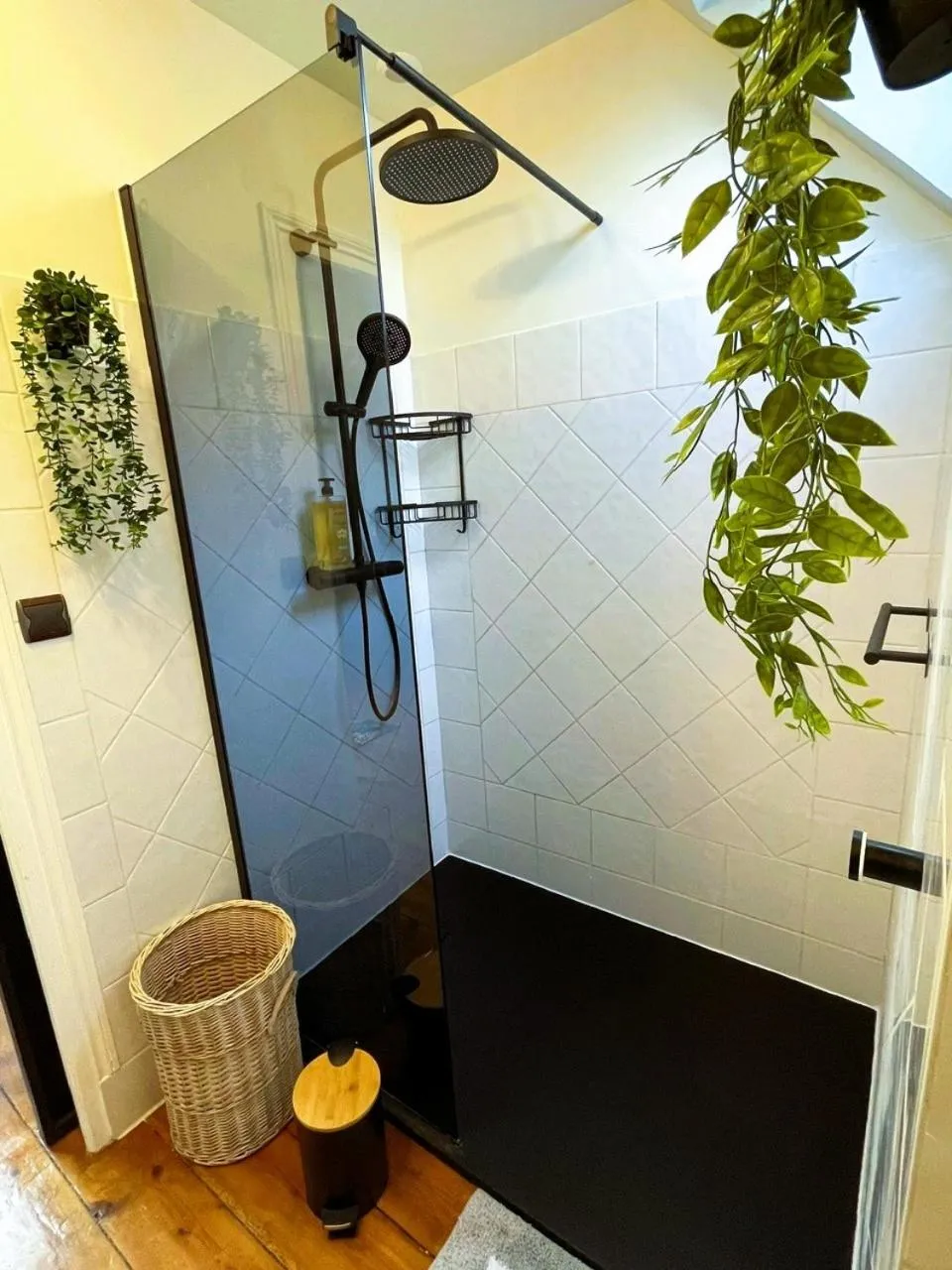 Shower in La Villa Bligny