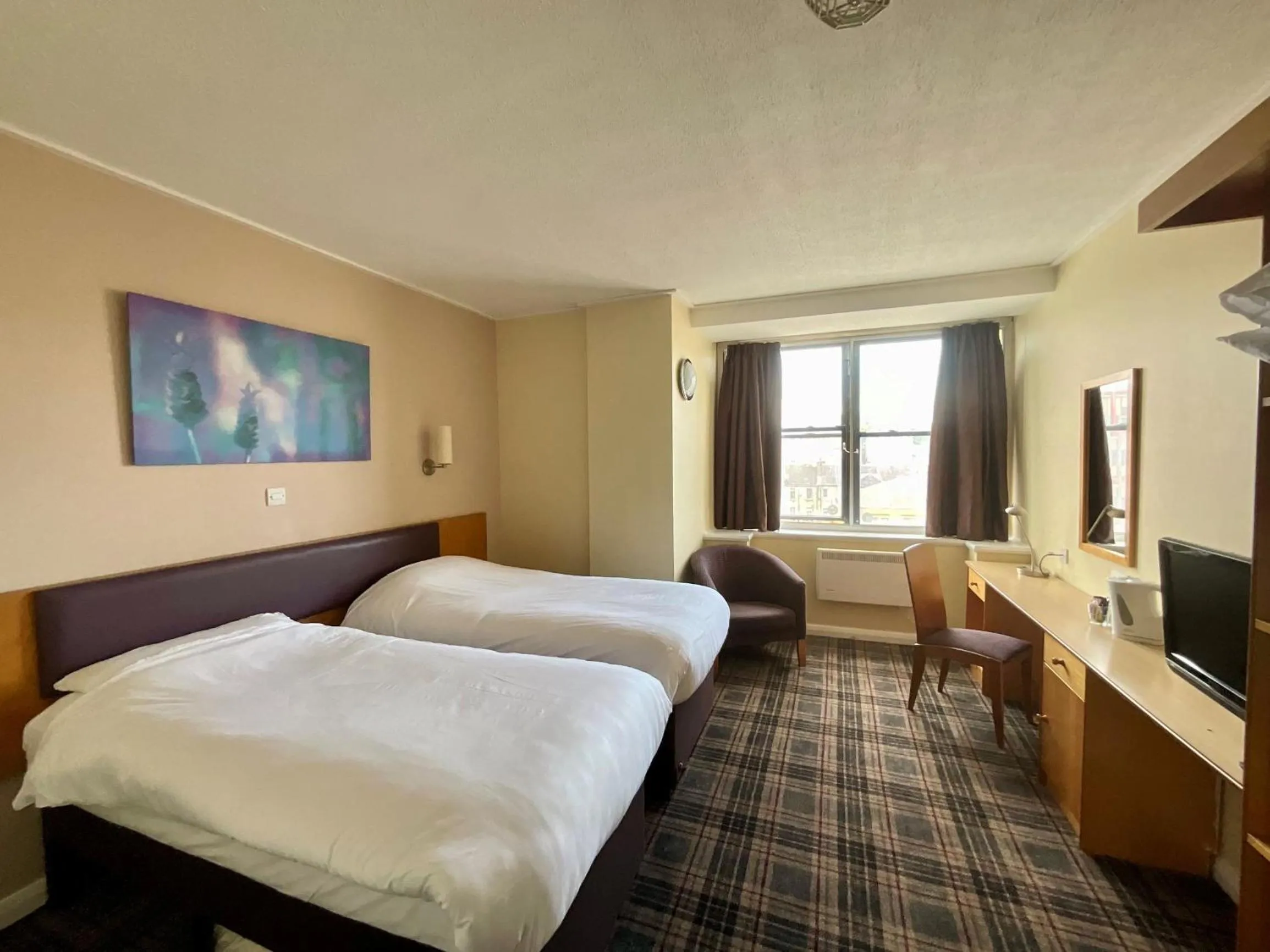 Bed in Britannia Inn Glasgow