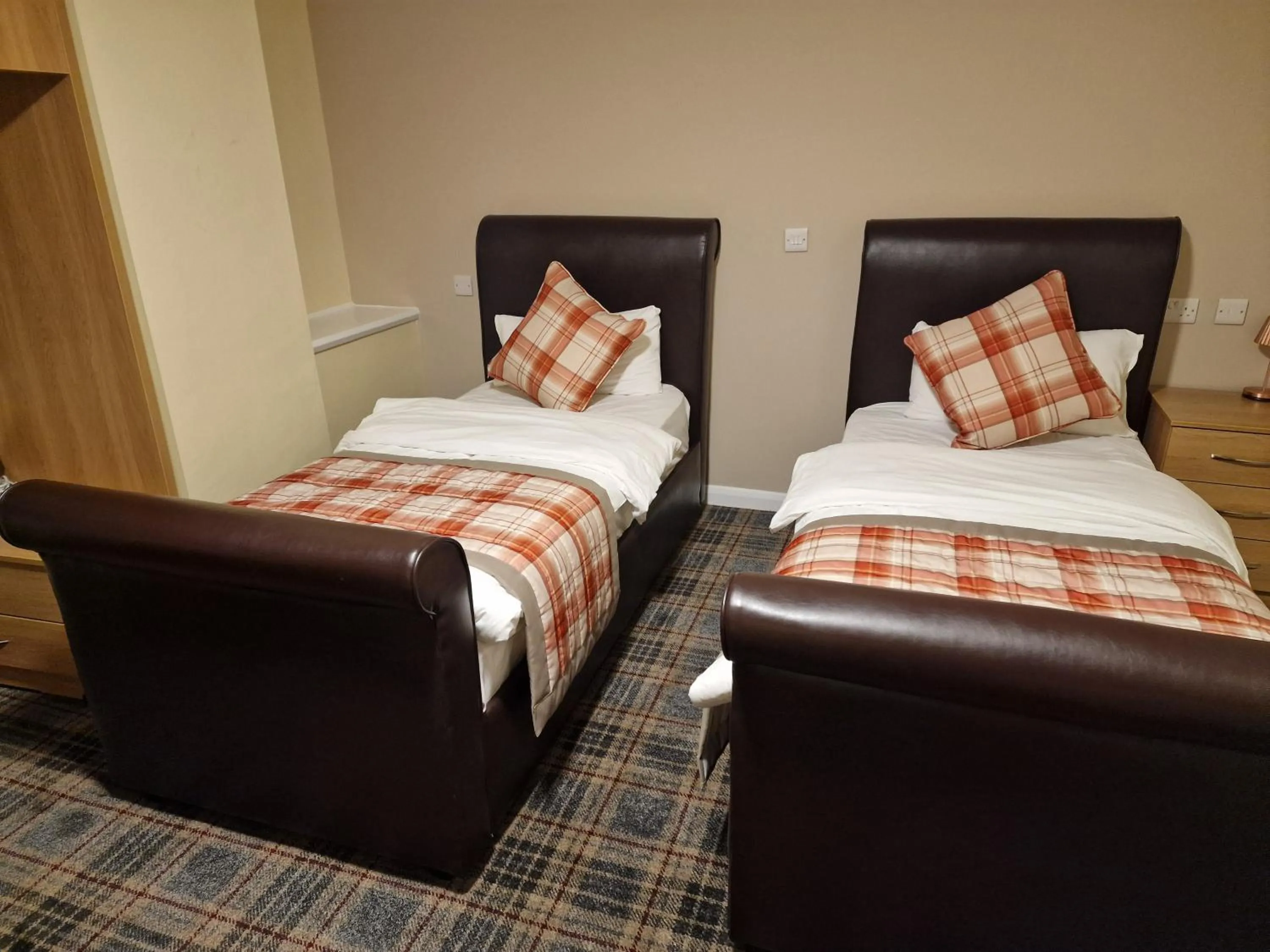 Bed in Britannia Inn Glasgow