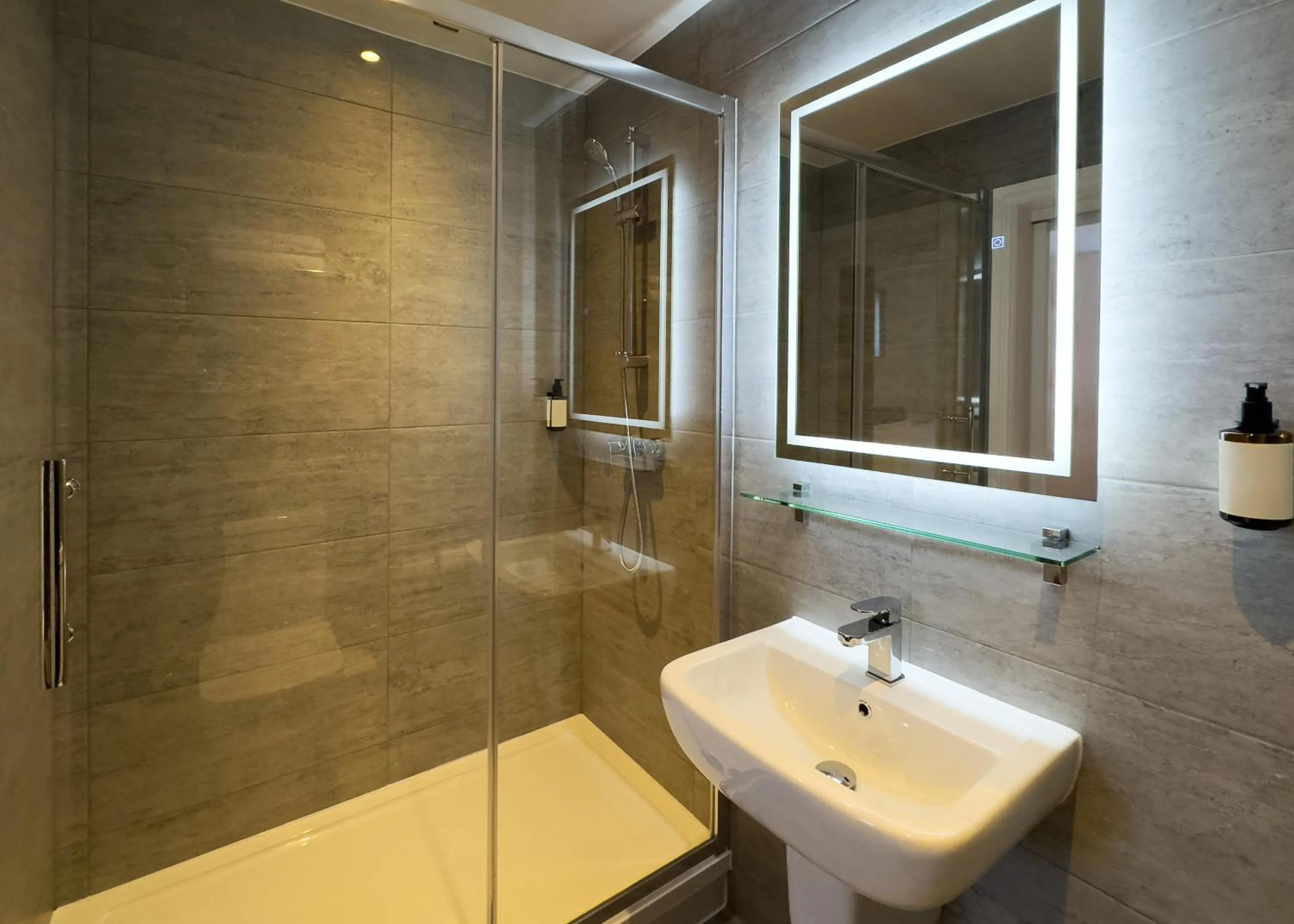 Shower in Berjaya Eden Park London Hotel