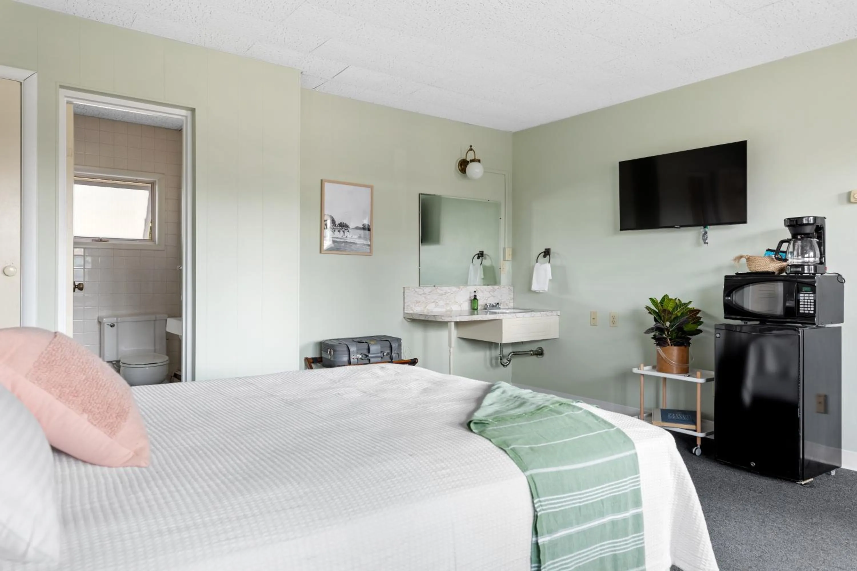 Bed in Motel Bear Lake