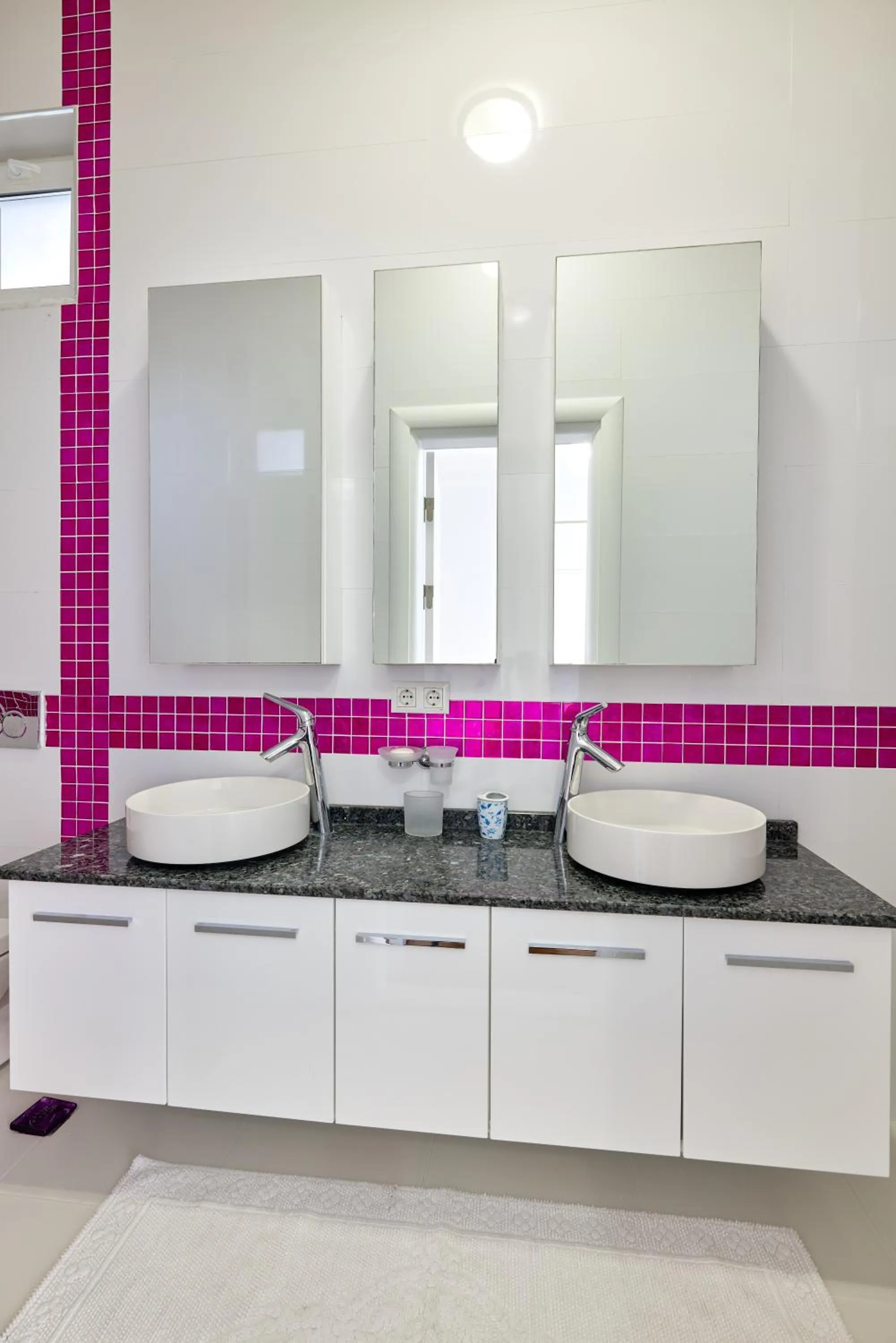 Shower in Beyaz Köşk Geyve