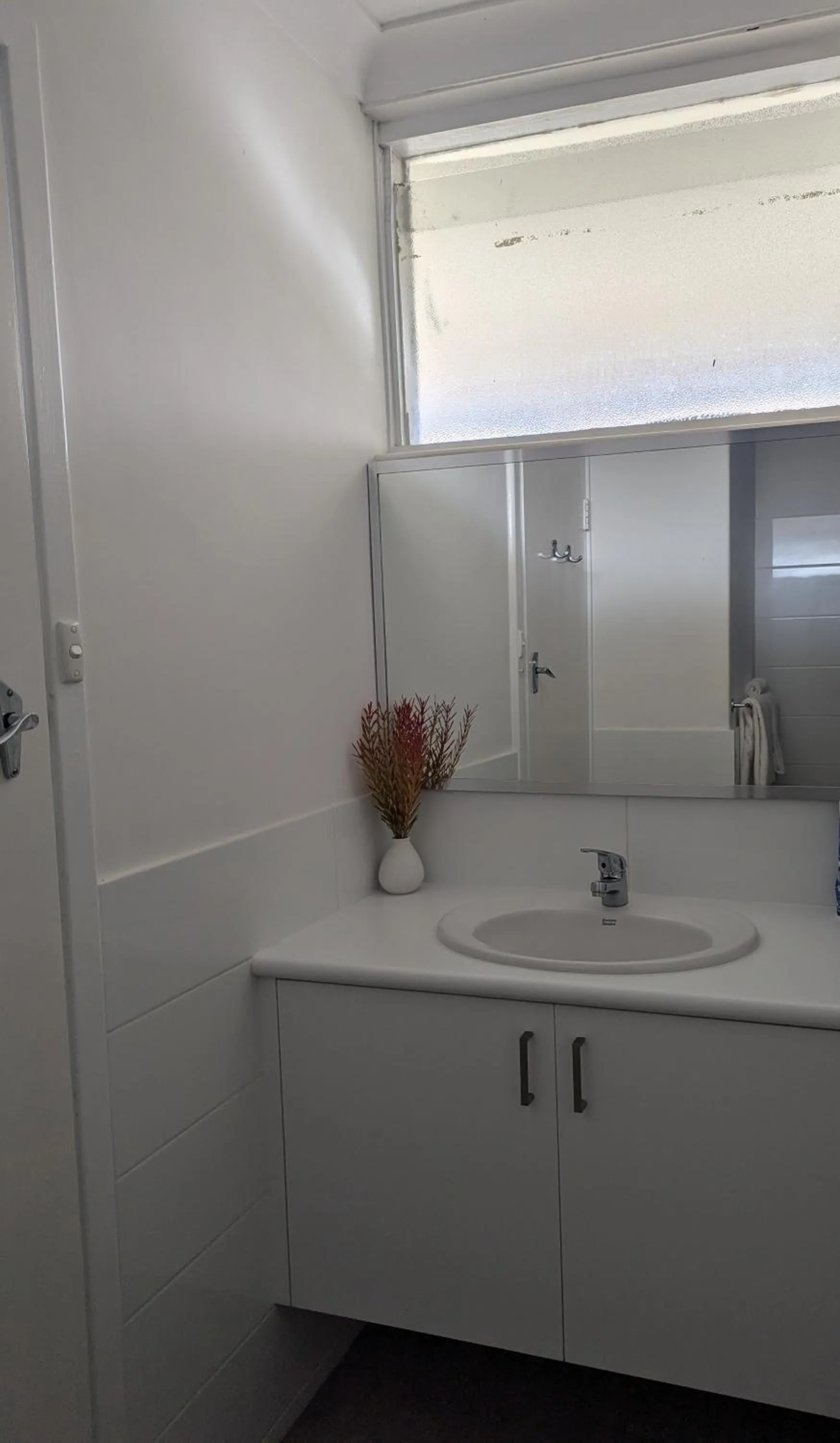 Bathroom in Ocean Drive Motel