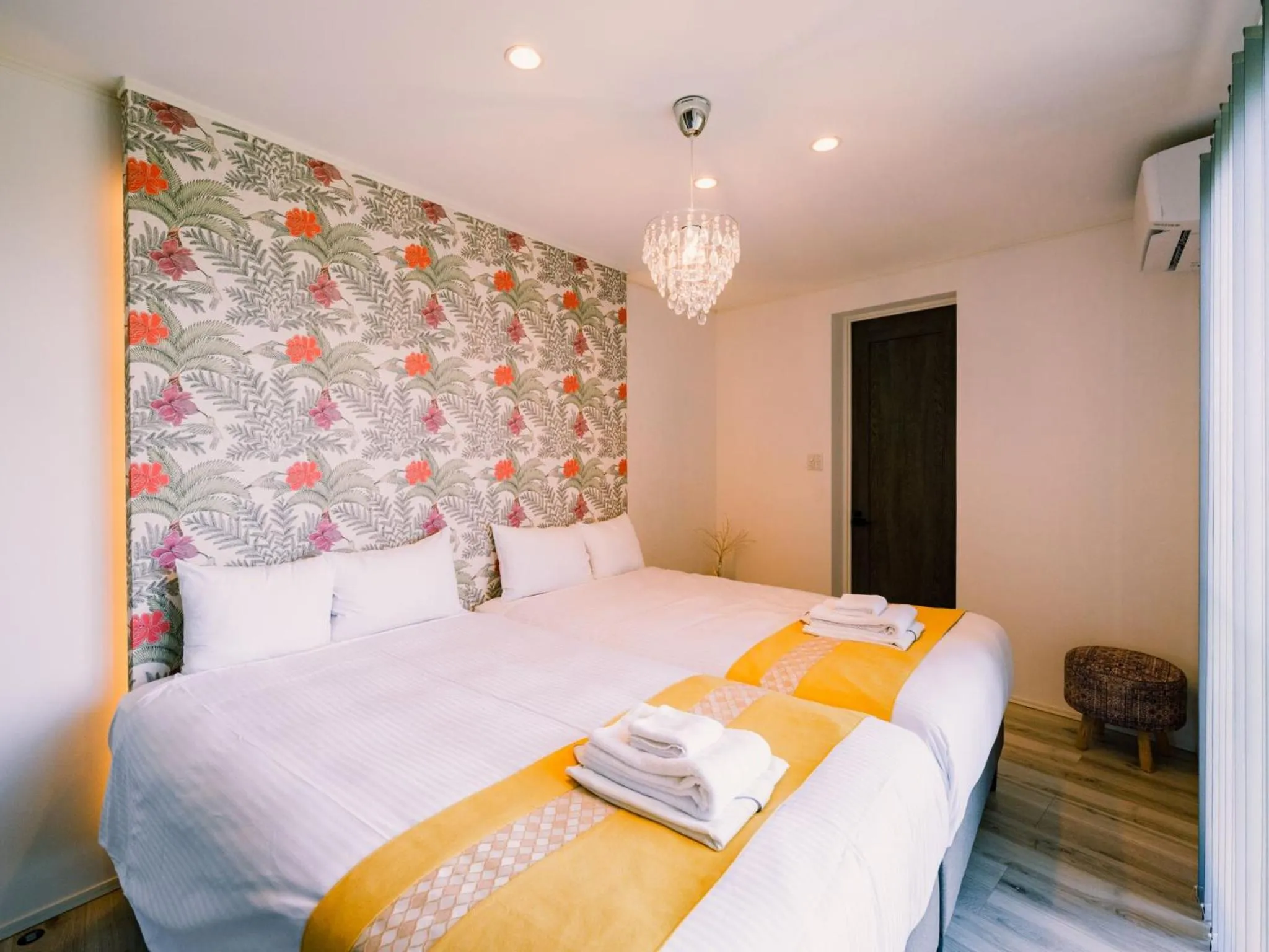 Bedroom, Bed in abundance okinawa