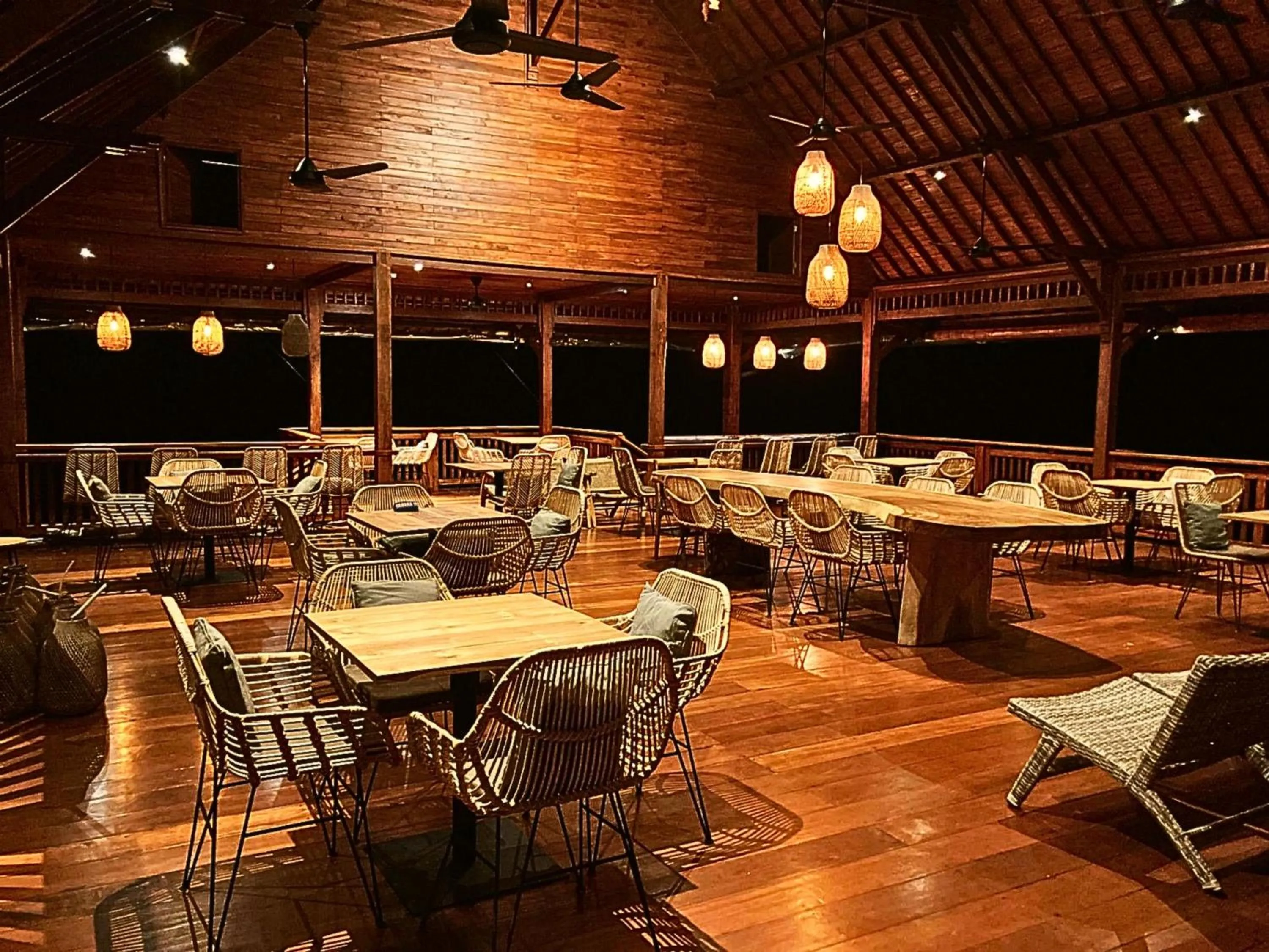 Restaurant/places to eat in Antagana Retreat