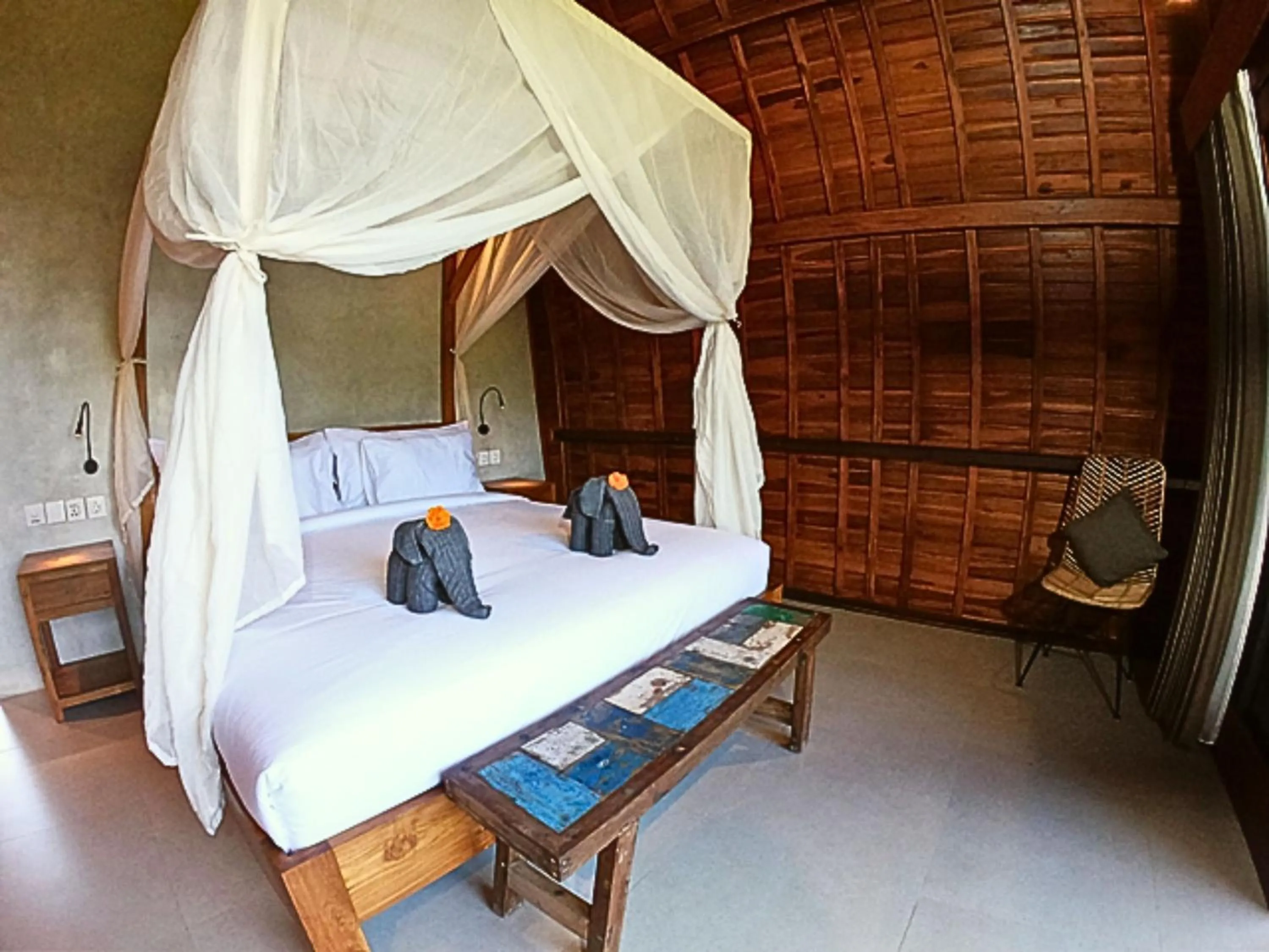 Bed in Antagana Retreat