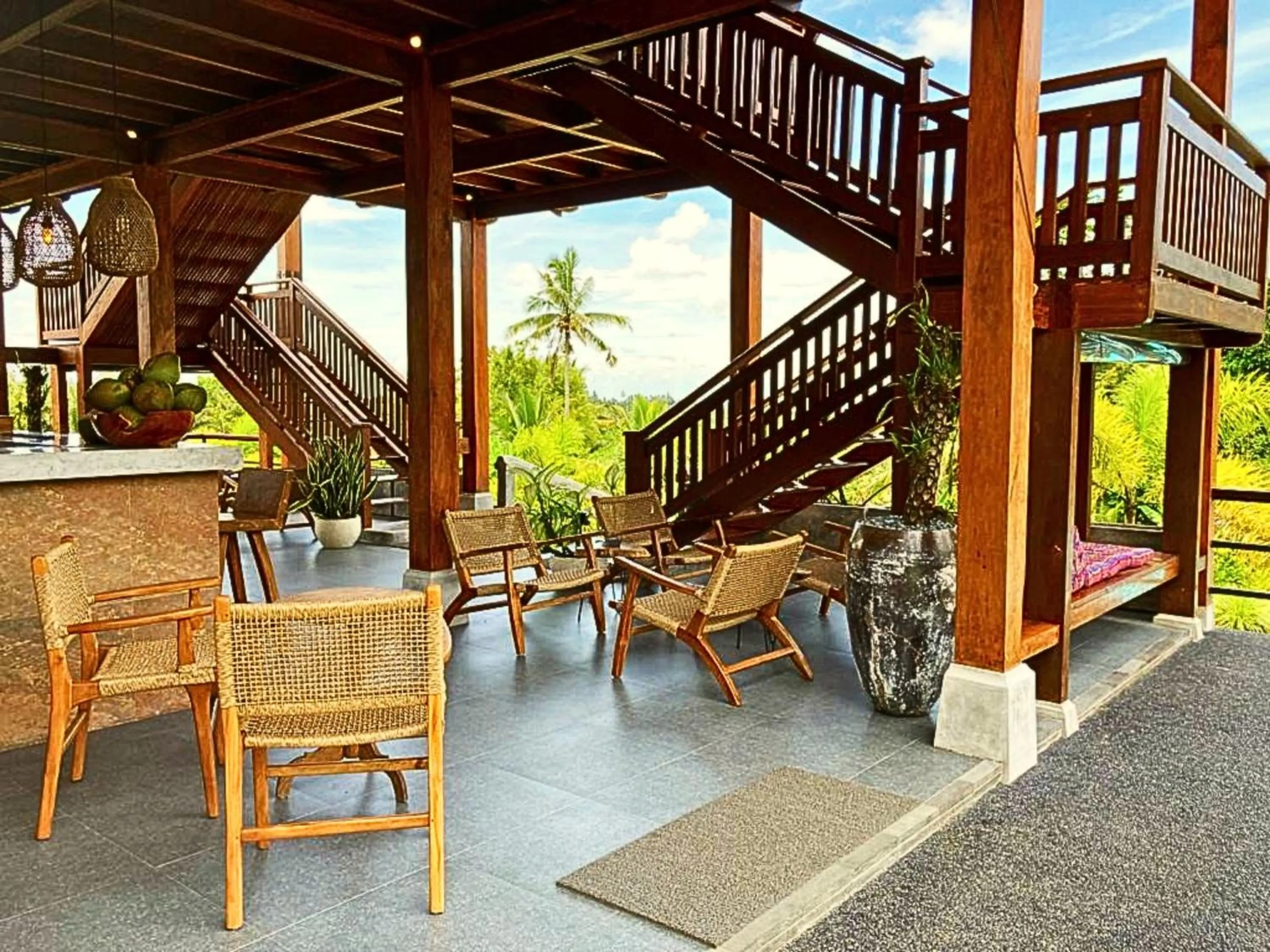 Restaurant/places to eat in Antagana Retreat