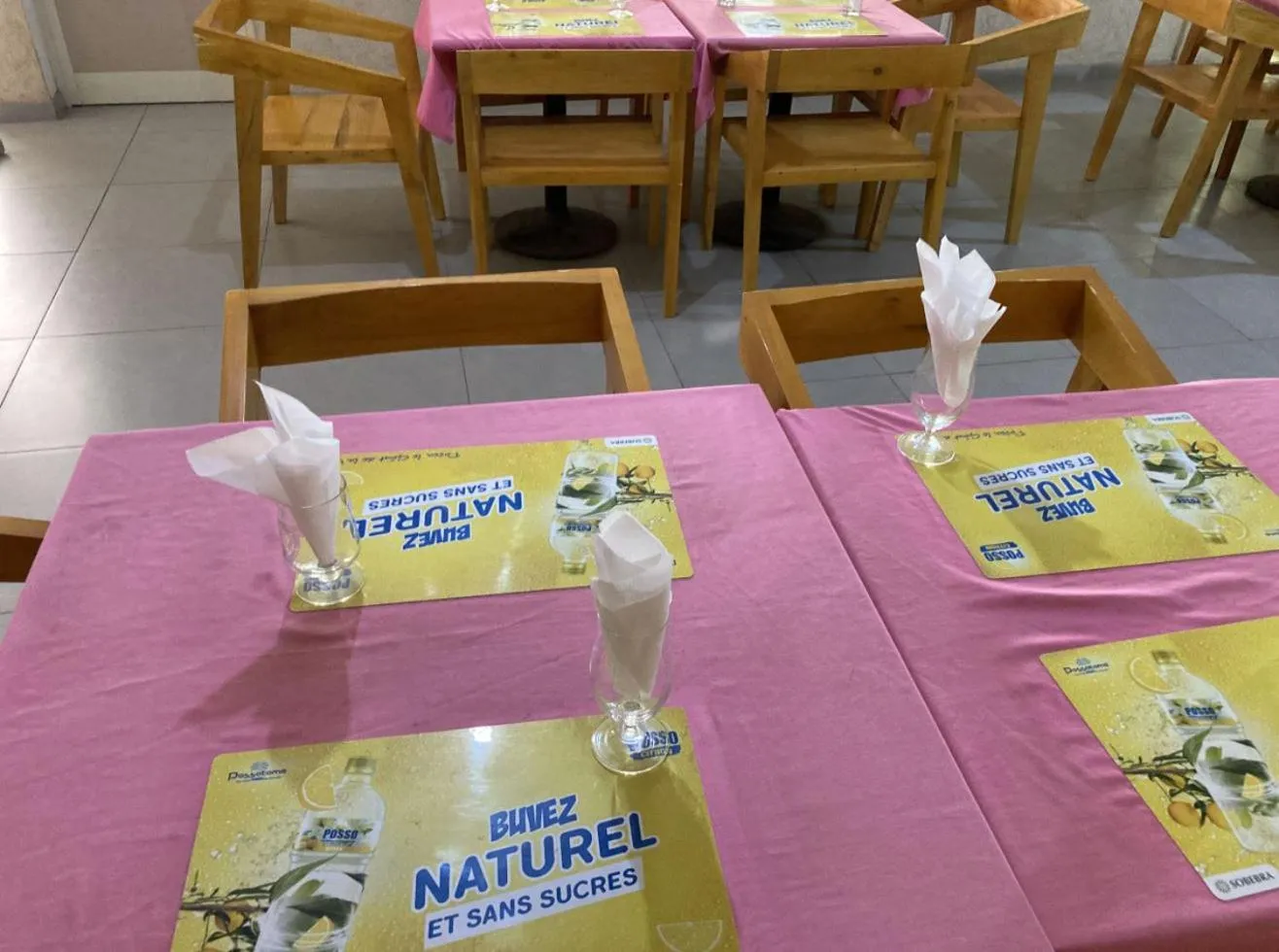 Restaurant/places to eat in Hotel Bel Azur Hillacondji