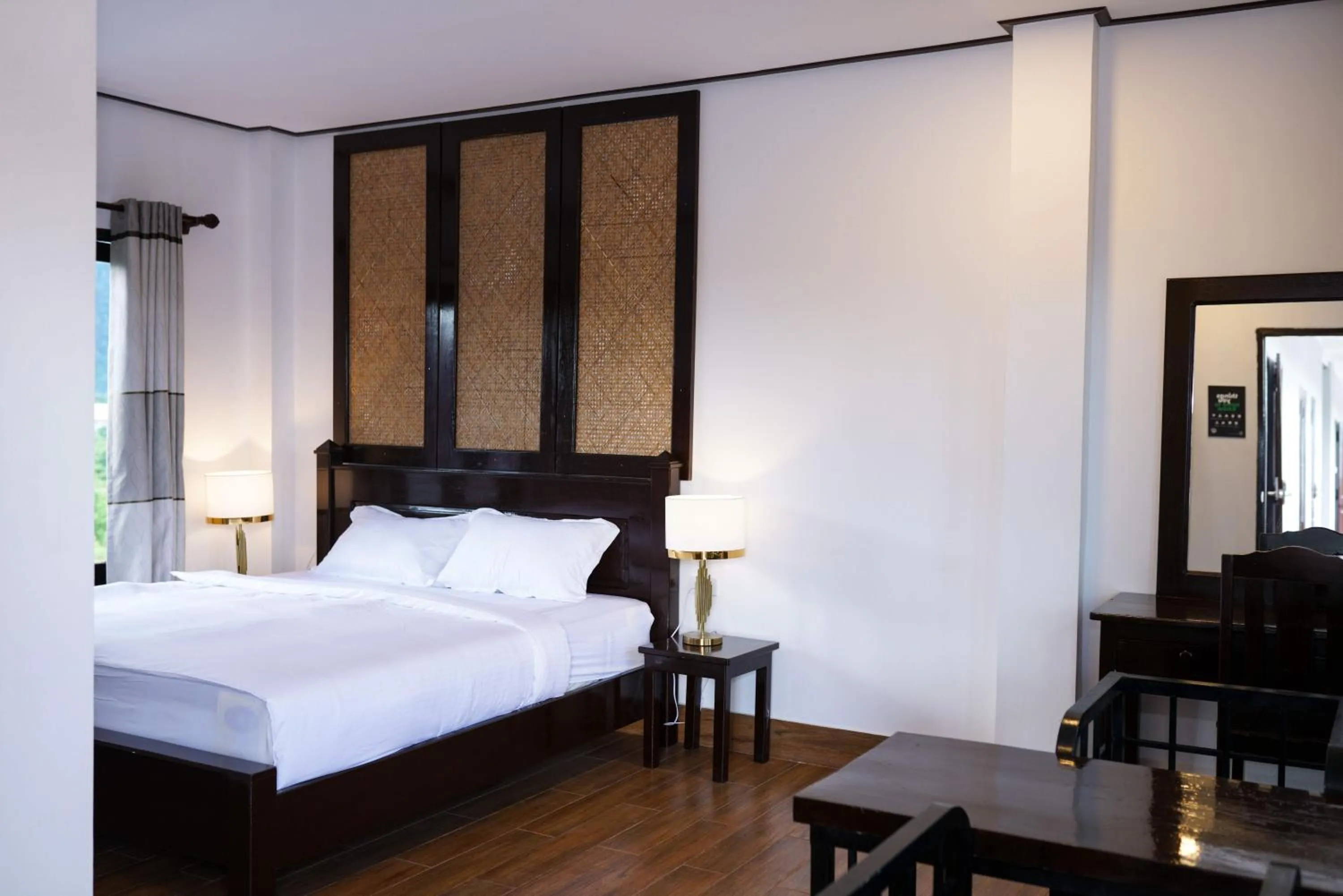 Photo of the whole room, Bed in Mad Monkey Vang Vieng