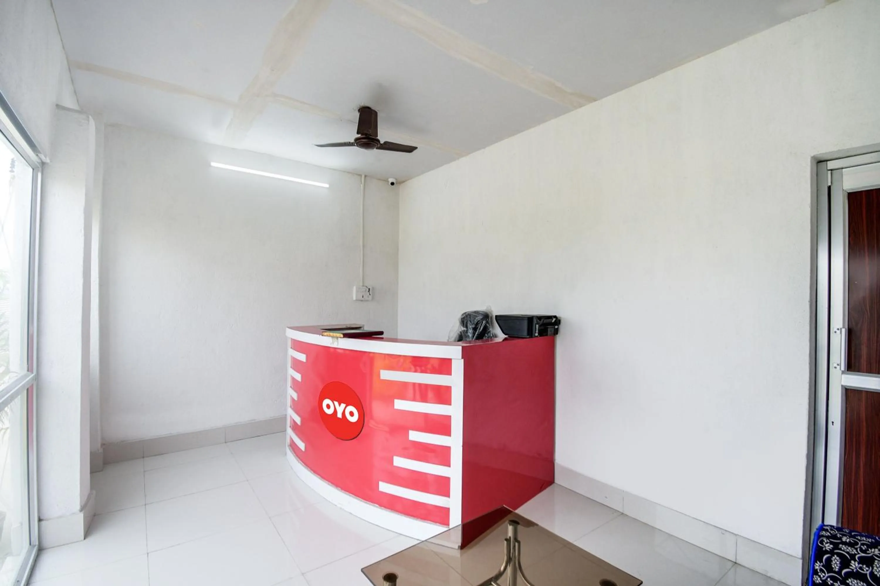 Lobby or reception in Hotel O Mango Leaf Hotel & Restaurant