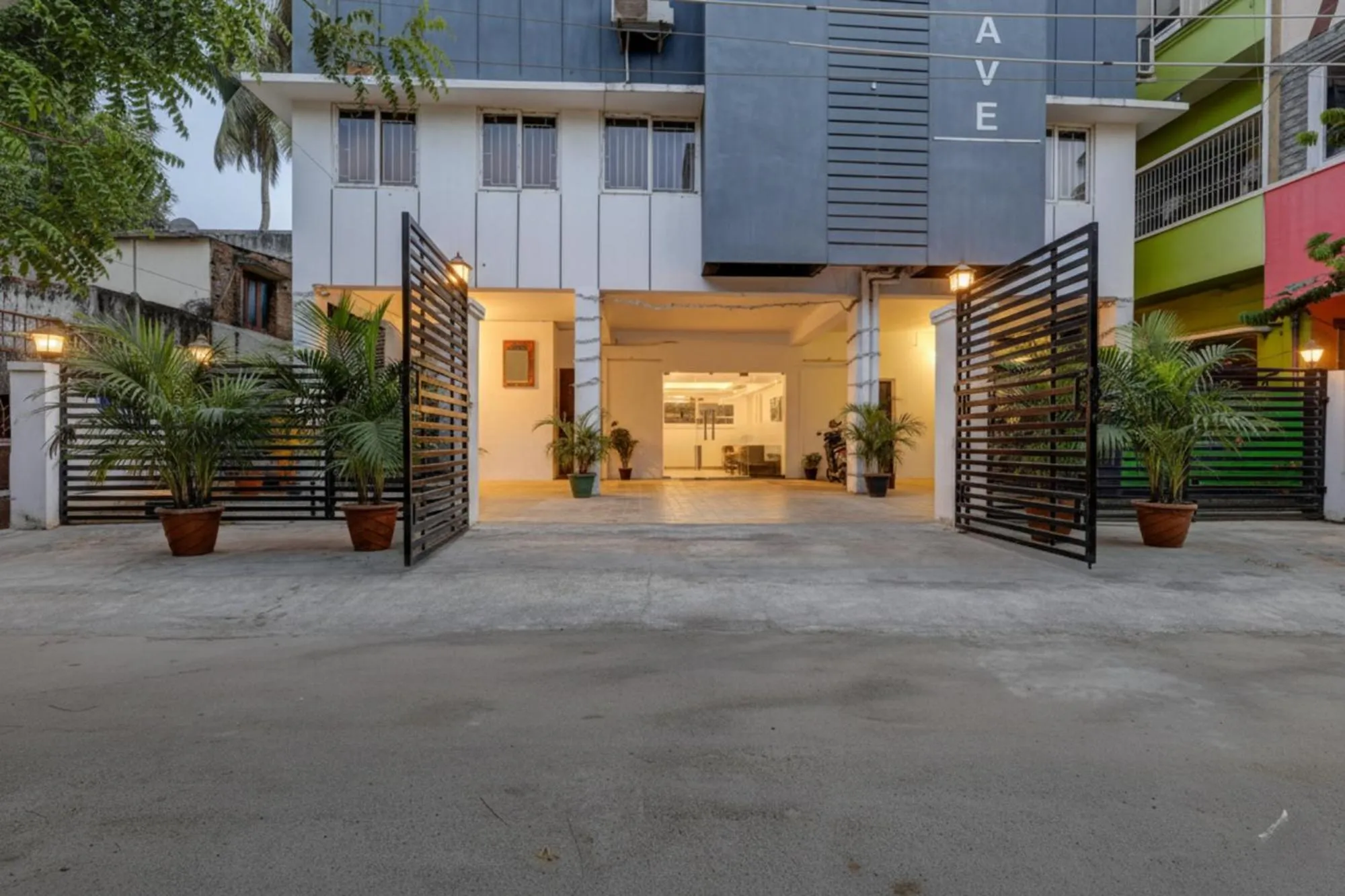 Property building in Fabhotel Tristar Residency - Nr Tambaram Railway Station