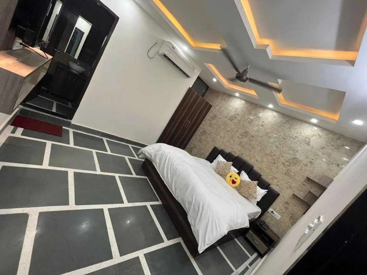 Bedroom, Bed in Hotel O Yaduvanshi