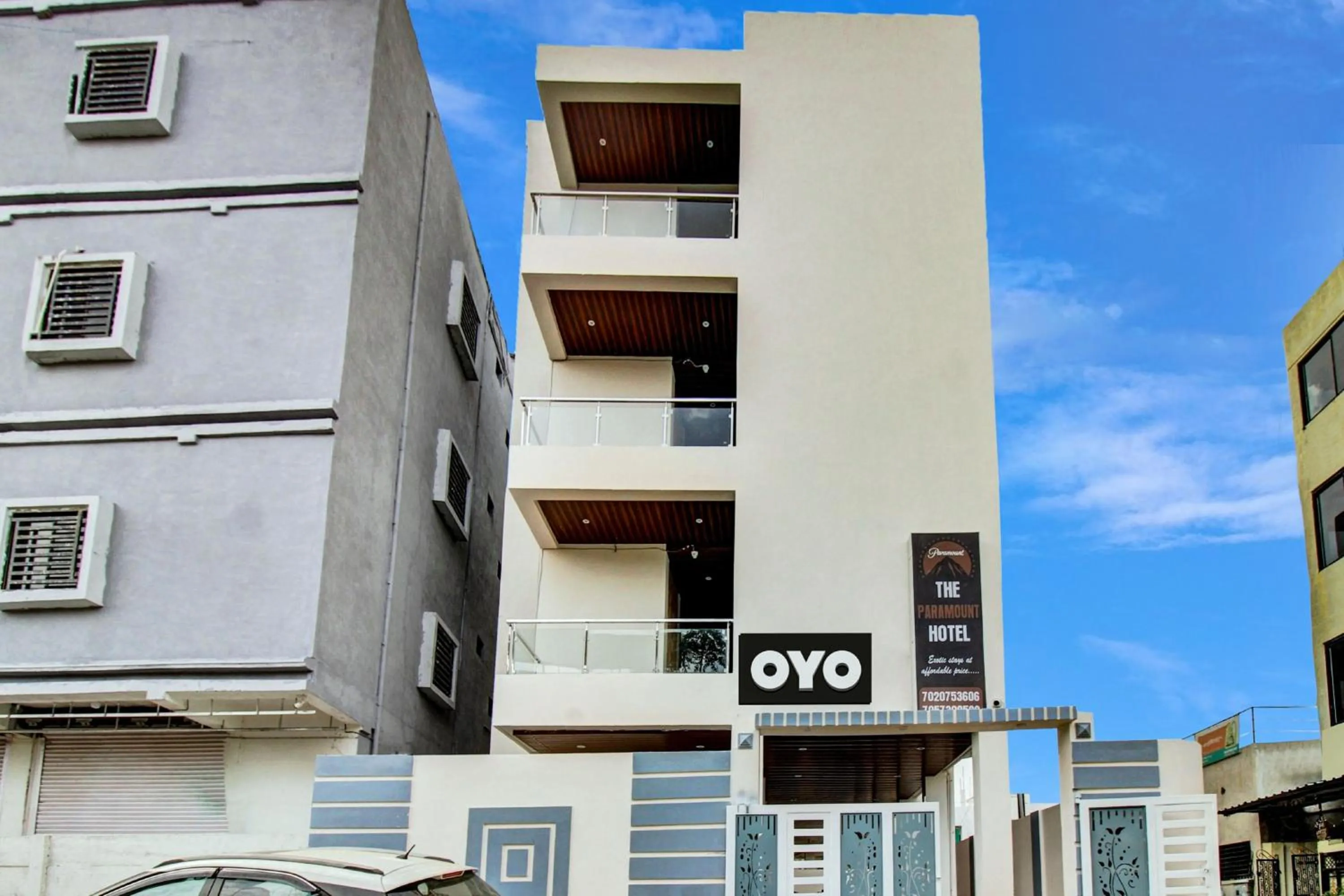 Facade/entrance in Hotel O The Paramount Hotel