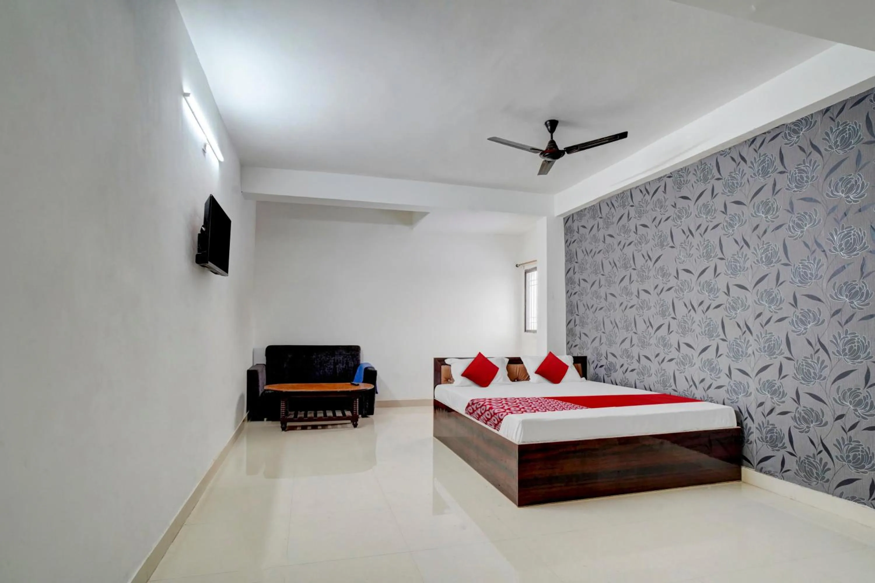 Bedroom, Bed in Hotel O Youth Hotel & Banquet Hall