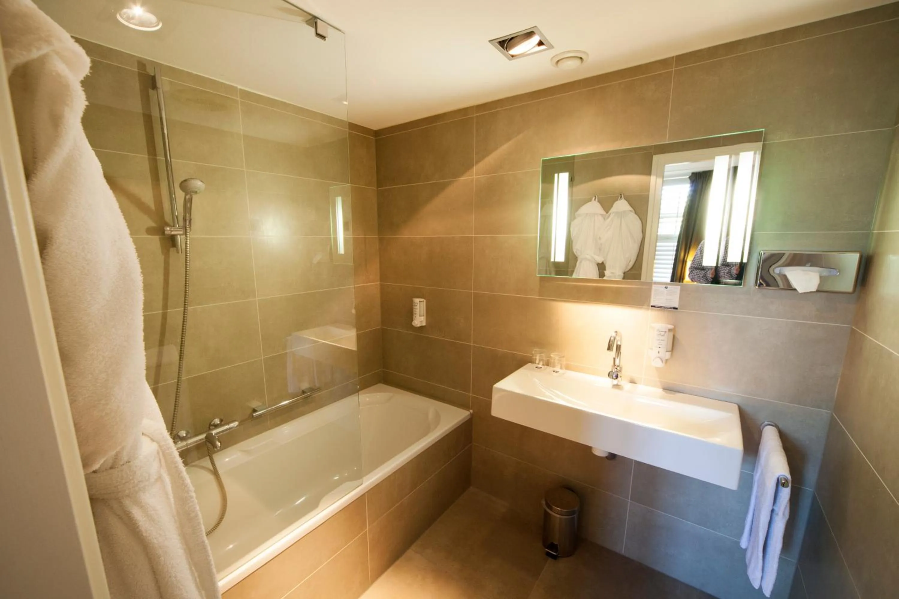 Bathroom in Fletcher Hotel Restaurant Sallandse Heuvelrug