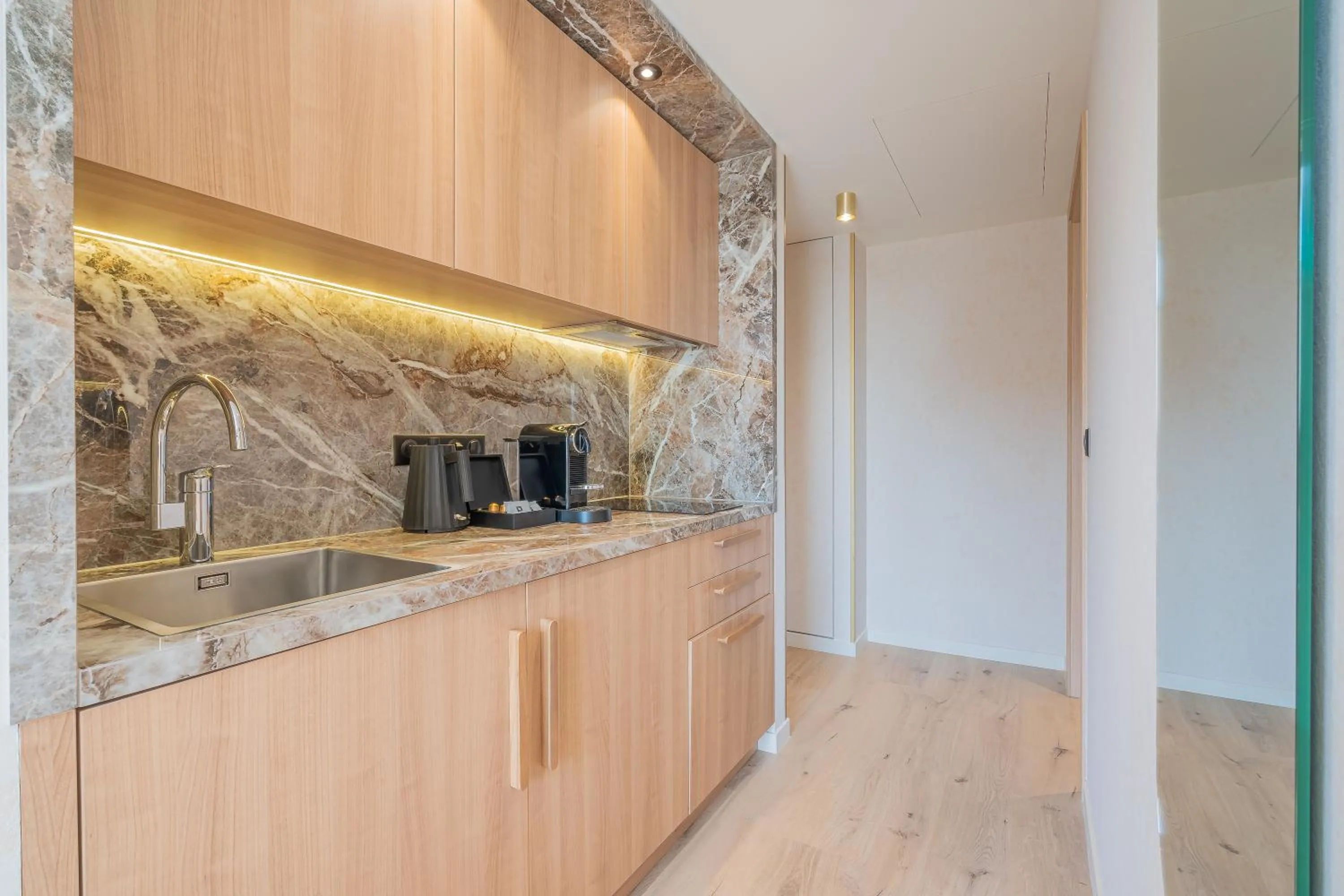 kitchen in Yuna Porte-Maillot - ApartHotel