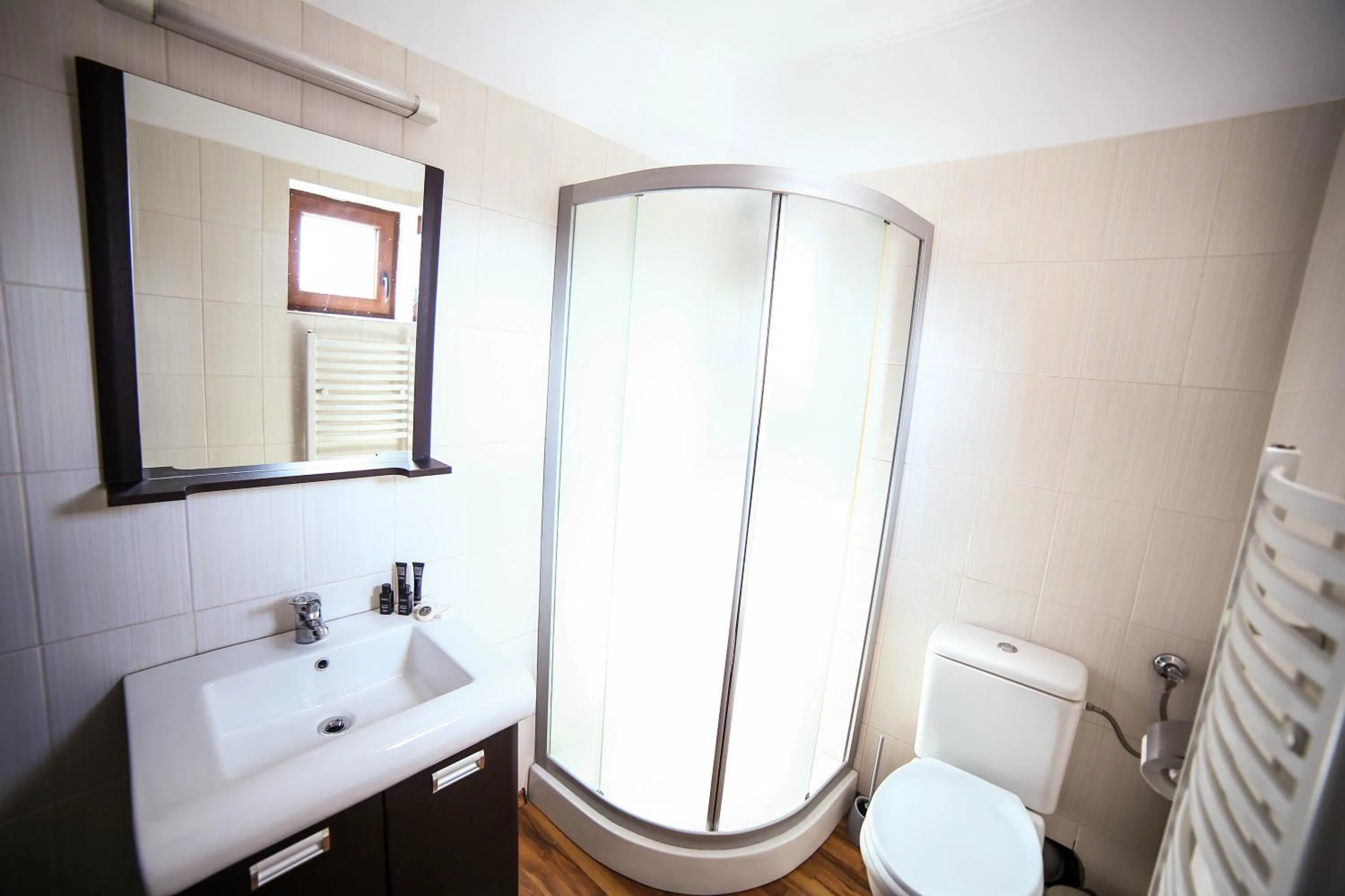 Shower in Bliss Residence