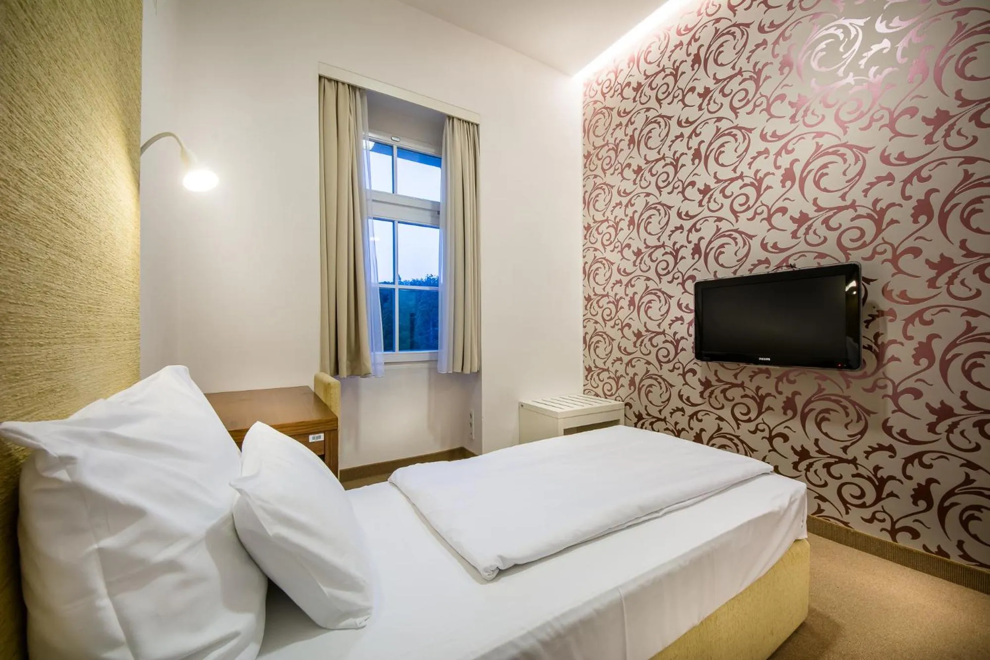 Bedroom, Bed in Rimske Terme Resort - Hotel Sofijin dvor