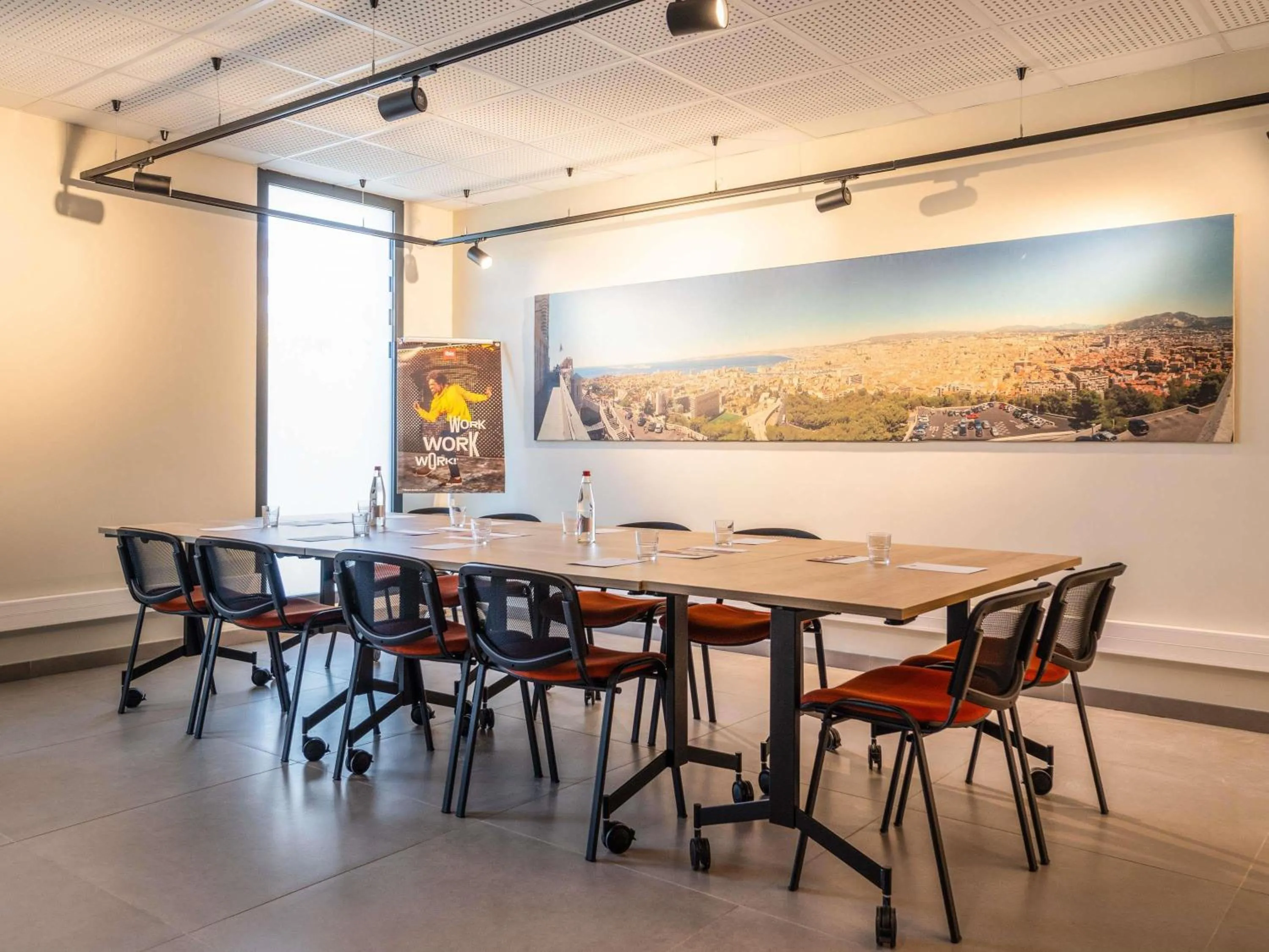 Property building in Ibis Marseille Marignane Technopole