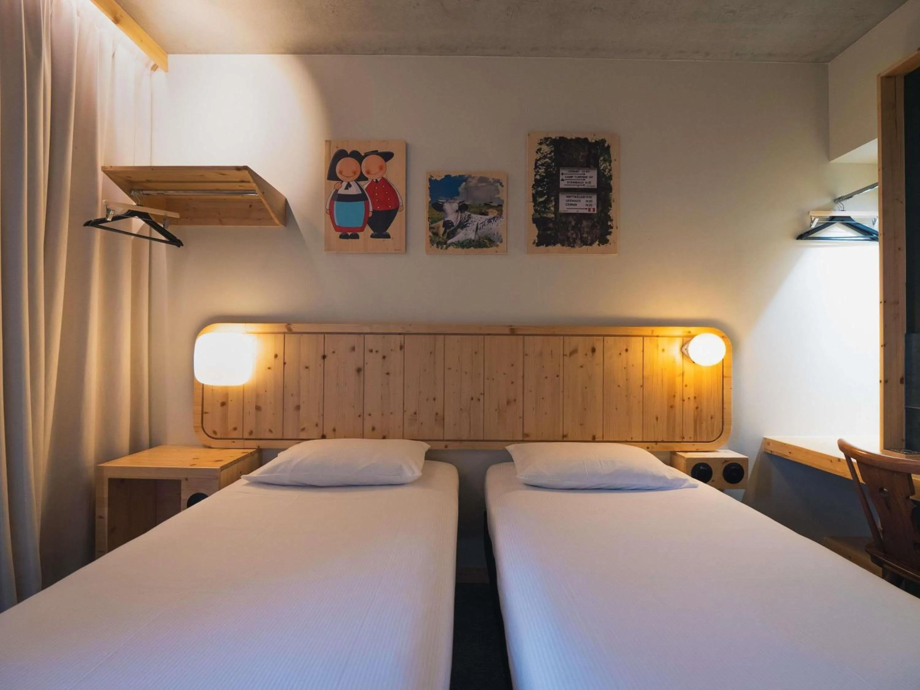 Bedroom, Bed in greet hotel Cernay Mulhouse