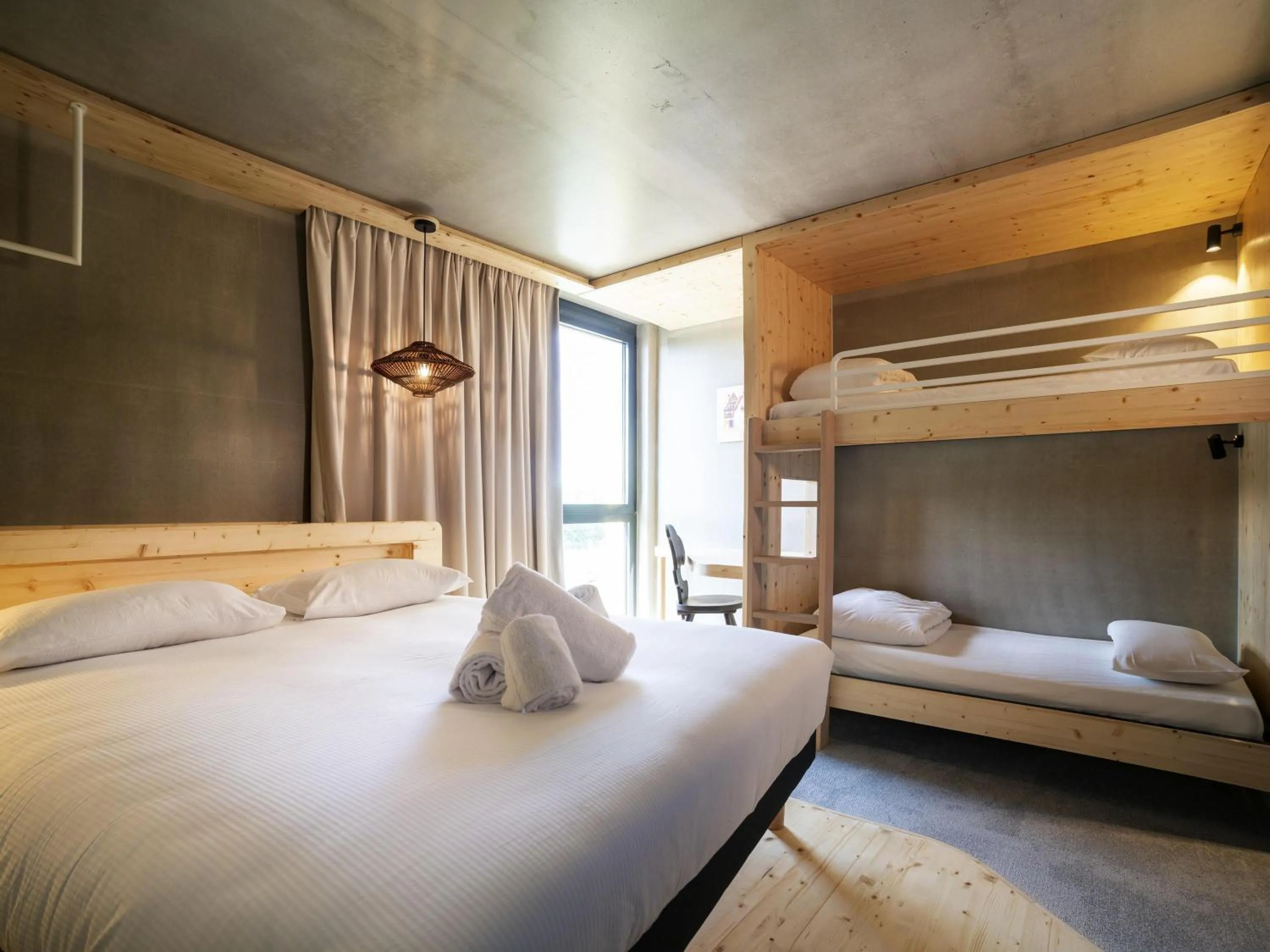 Bedroom, Bed in greet hotel Cernay Mulhouse