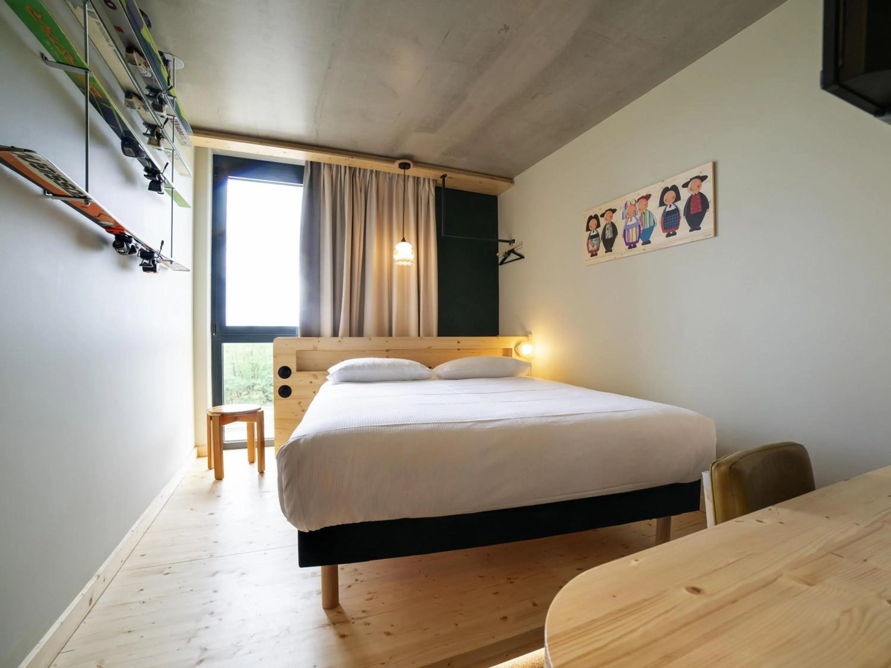 Bedroom, Bed in greet hotel Cernay Mulhouse