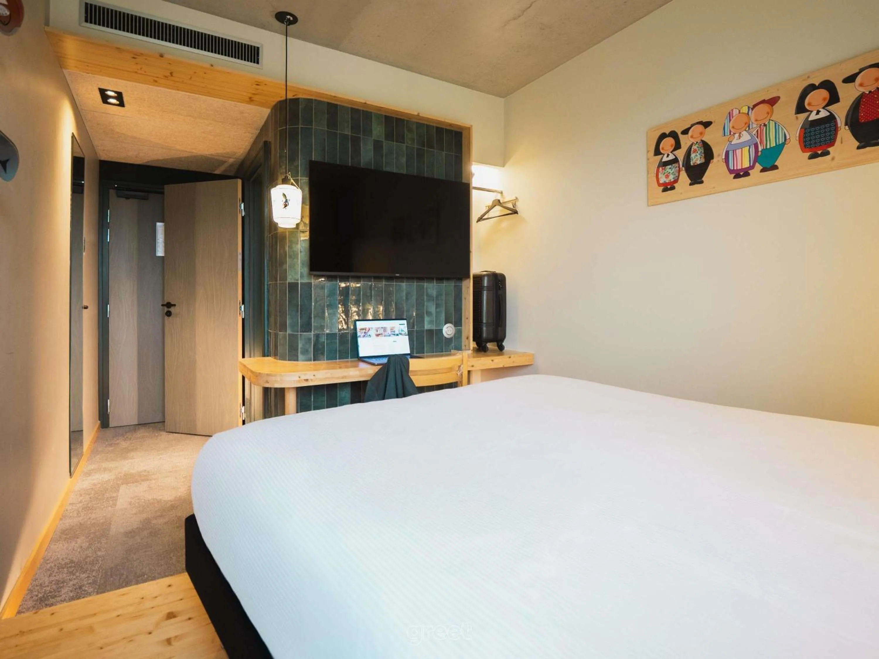 Bedroom, Bed in greet hotel Cernay Mulhouse
