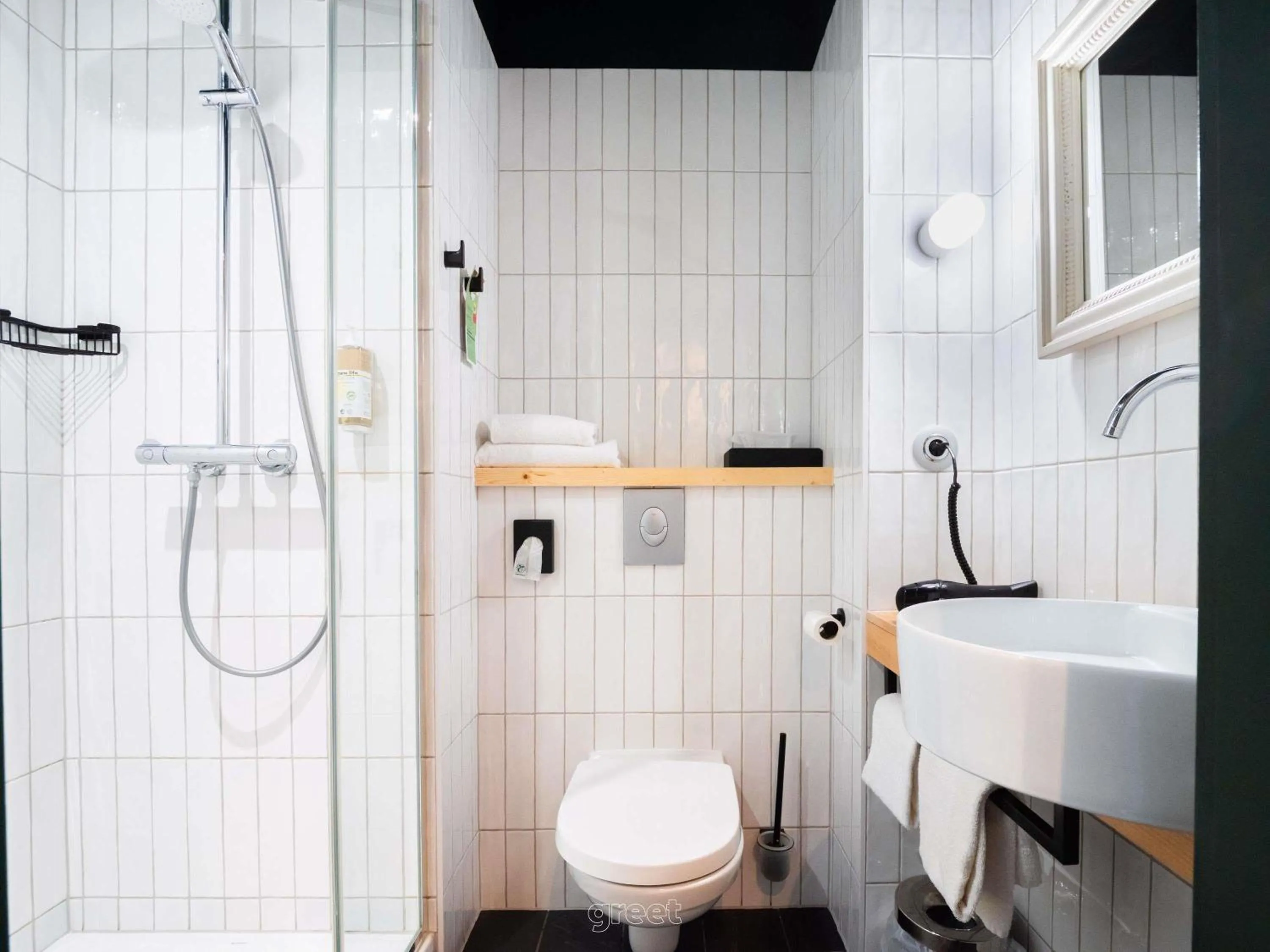 Bedroom in greet hotel Cernay Mulhouse