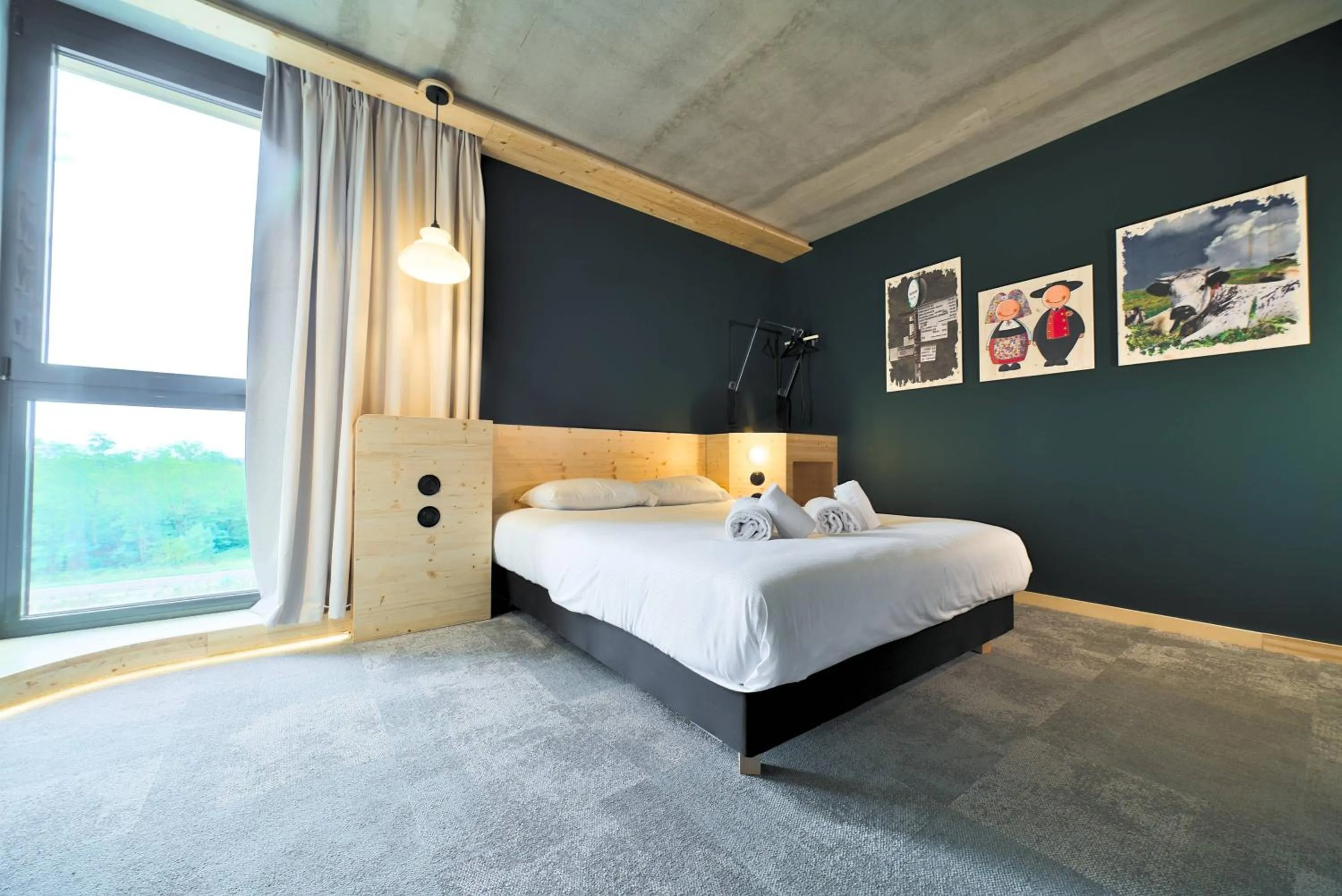 Bed in greet hotel Cernay Mulhouse