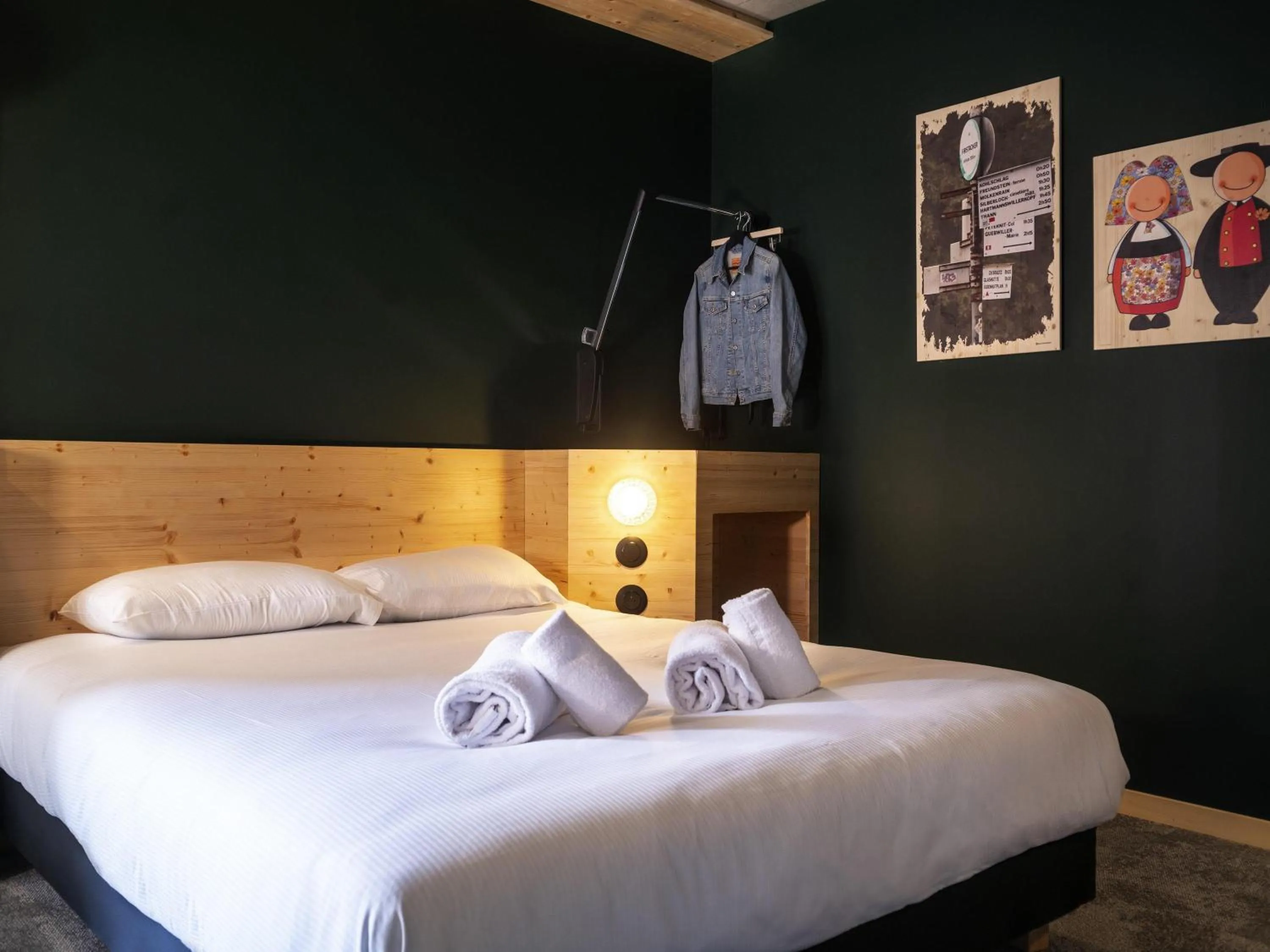 Bedroom, Bed in greet hotel Cernay Mulhouse